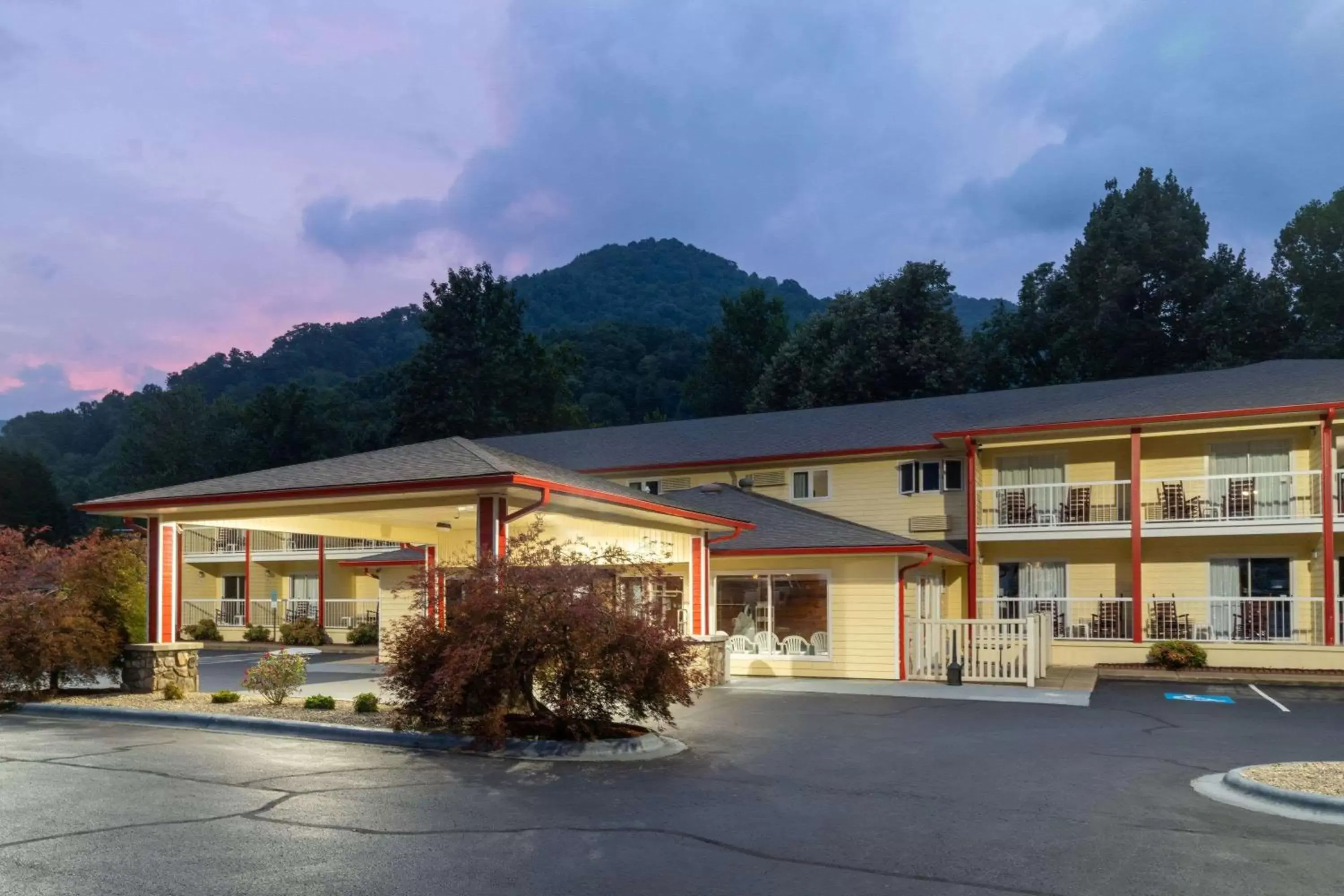 Property Building in Ramada by Wyndham Maggie Valley