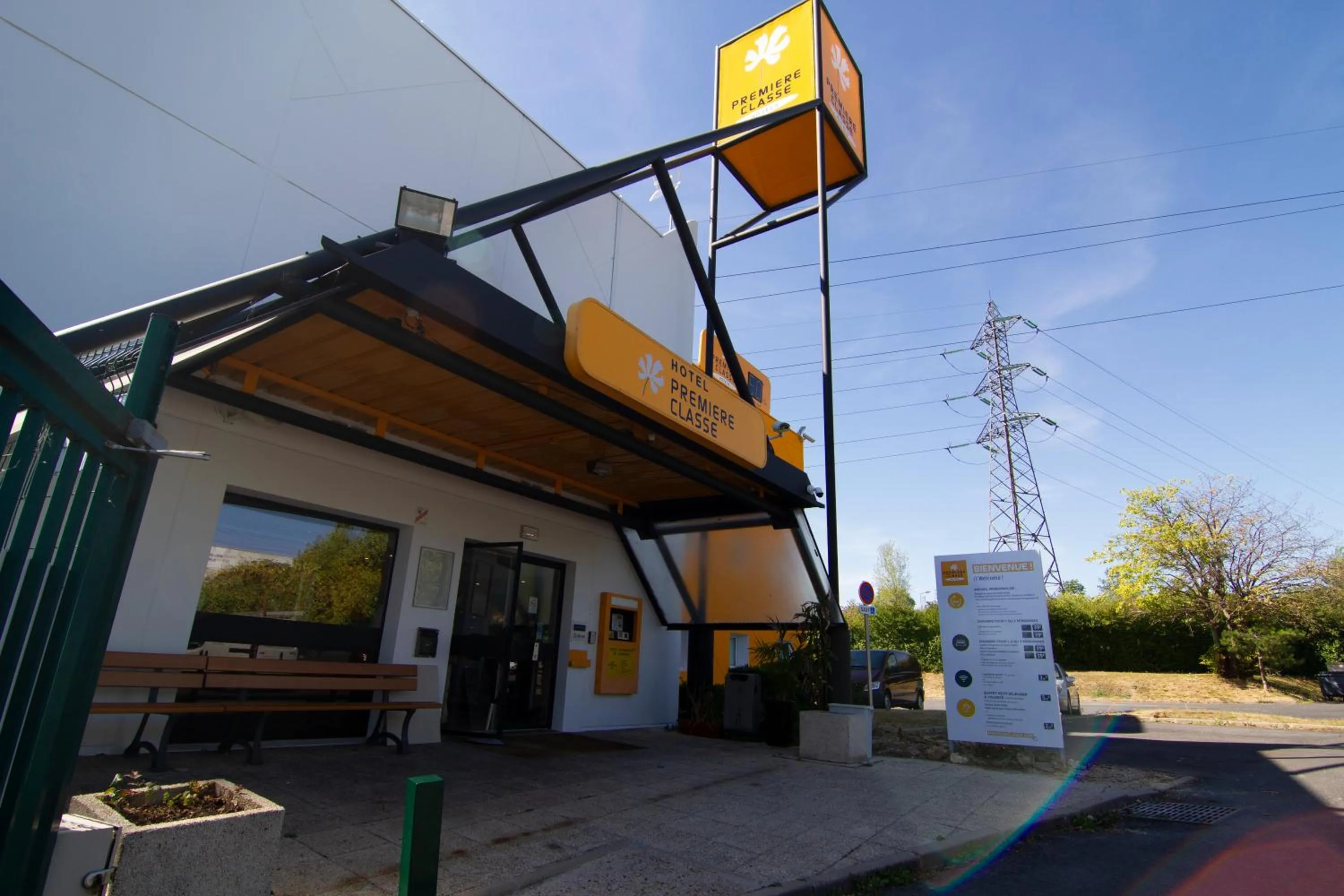 Property building in Premiere Classe Thionville - Yutz