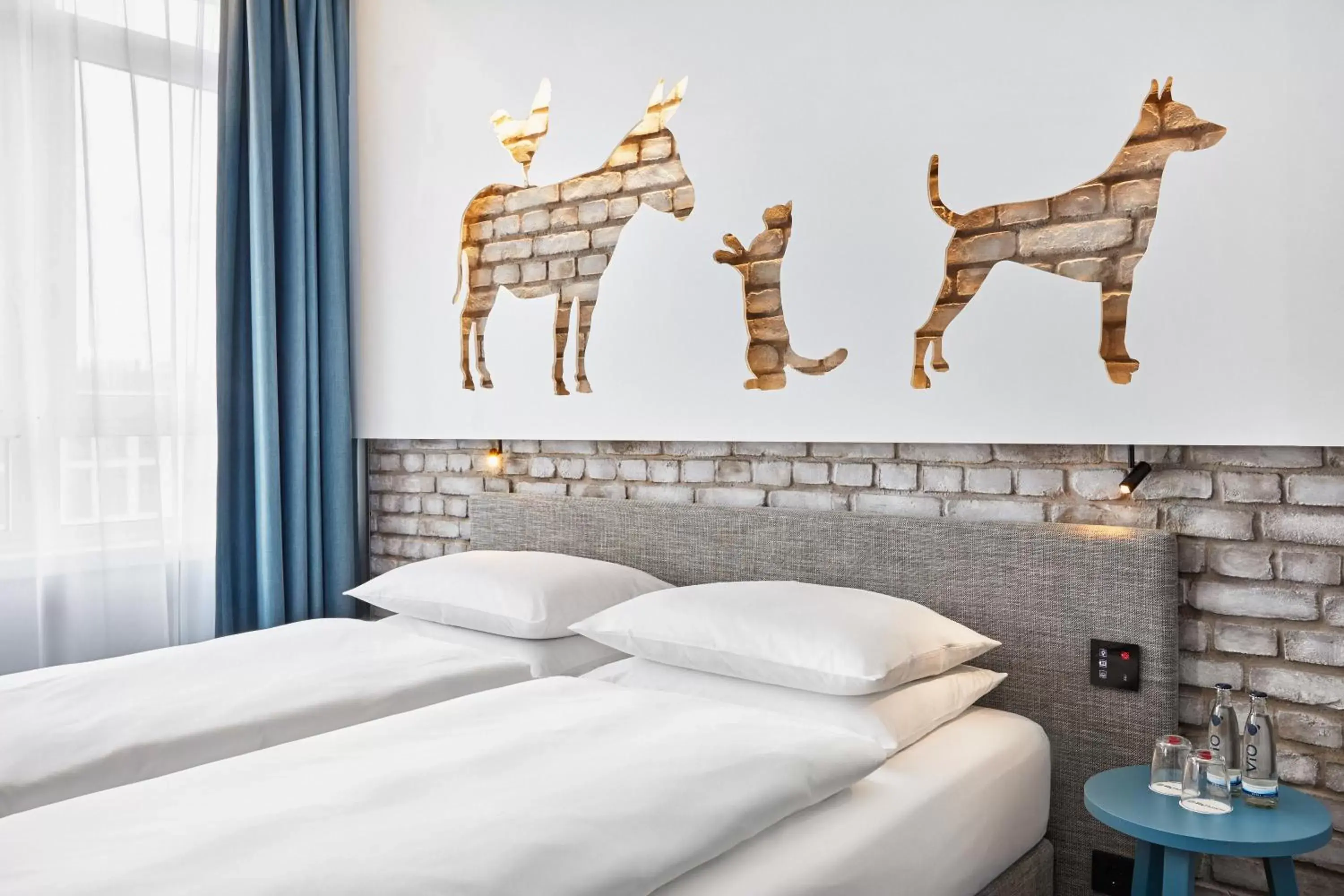 Decorative detail, Bed in H+ Hotel Bremen