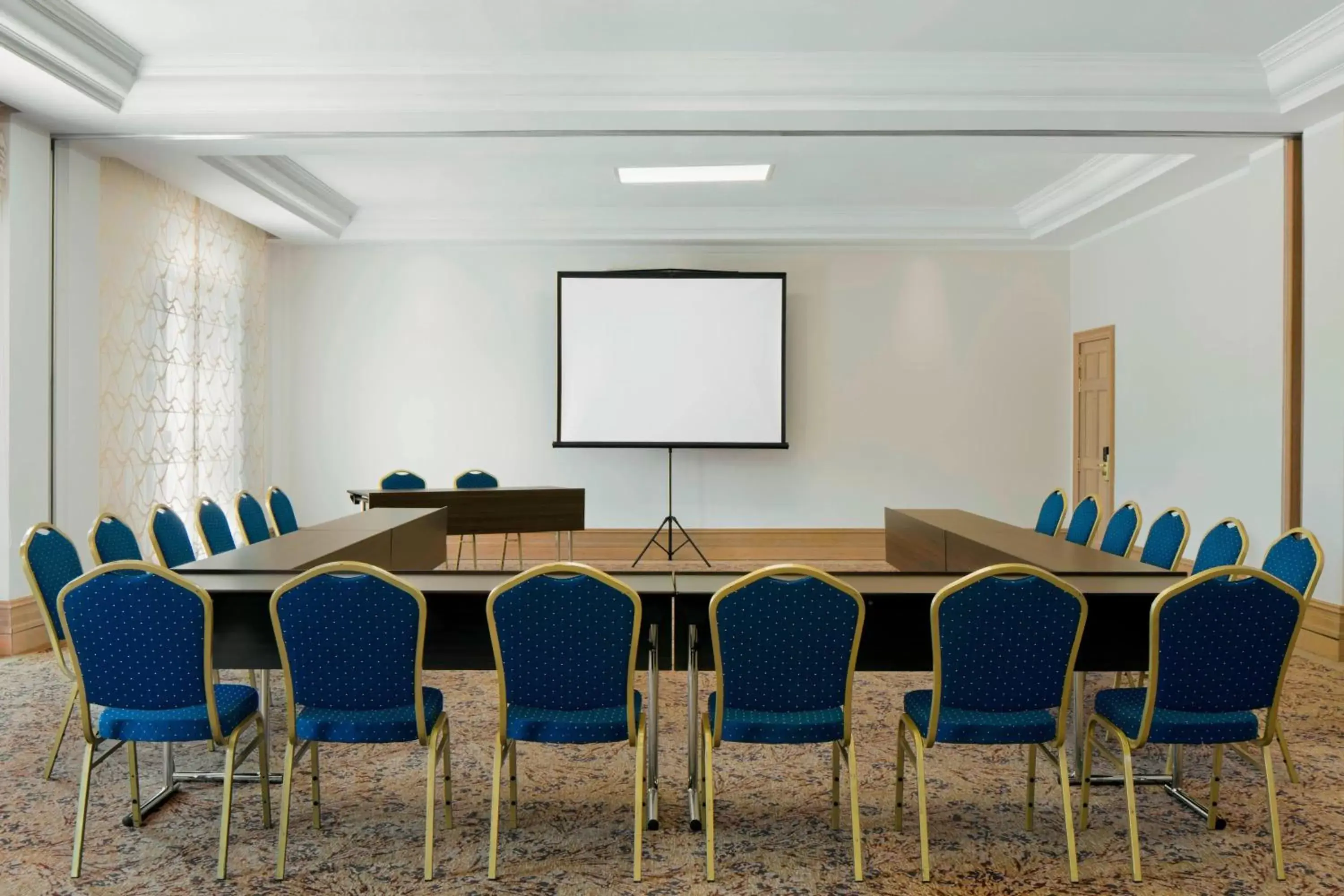 Meeting/conference room in The Westin Dragonara Resort, Malta