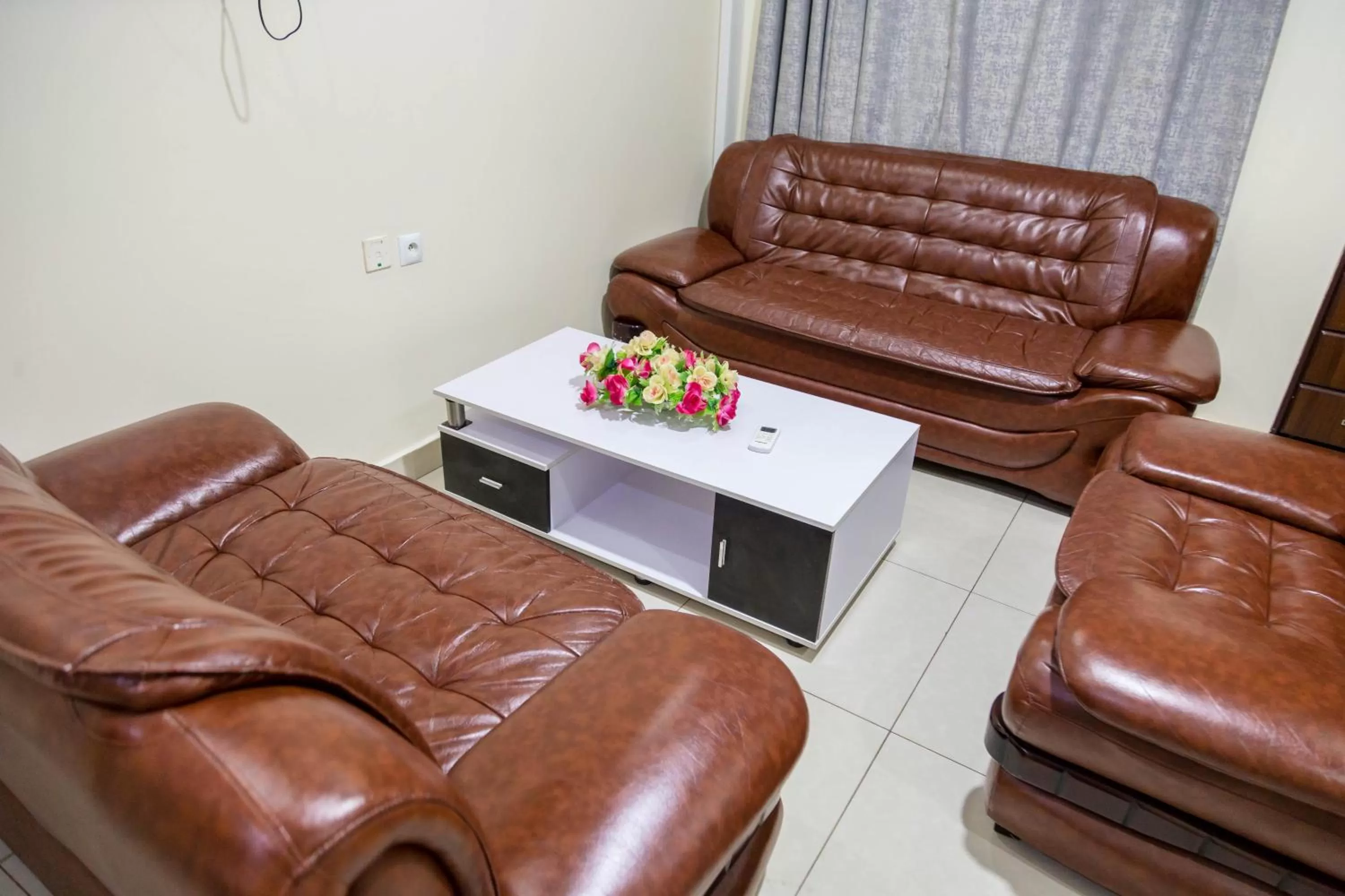 Living room in Olympic Hotel