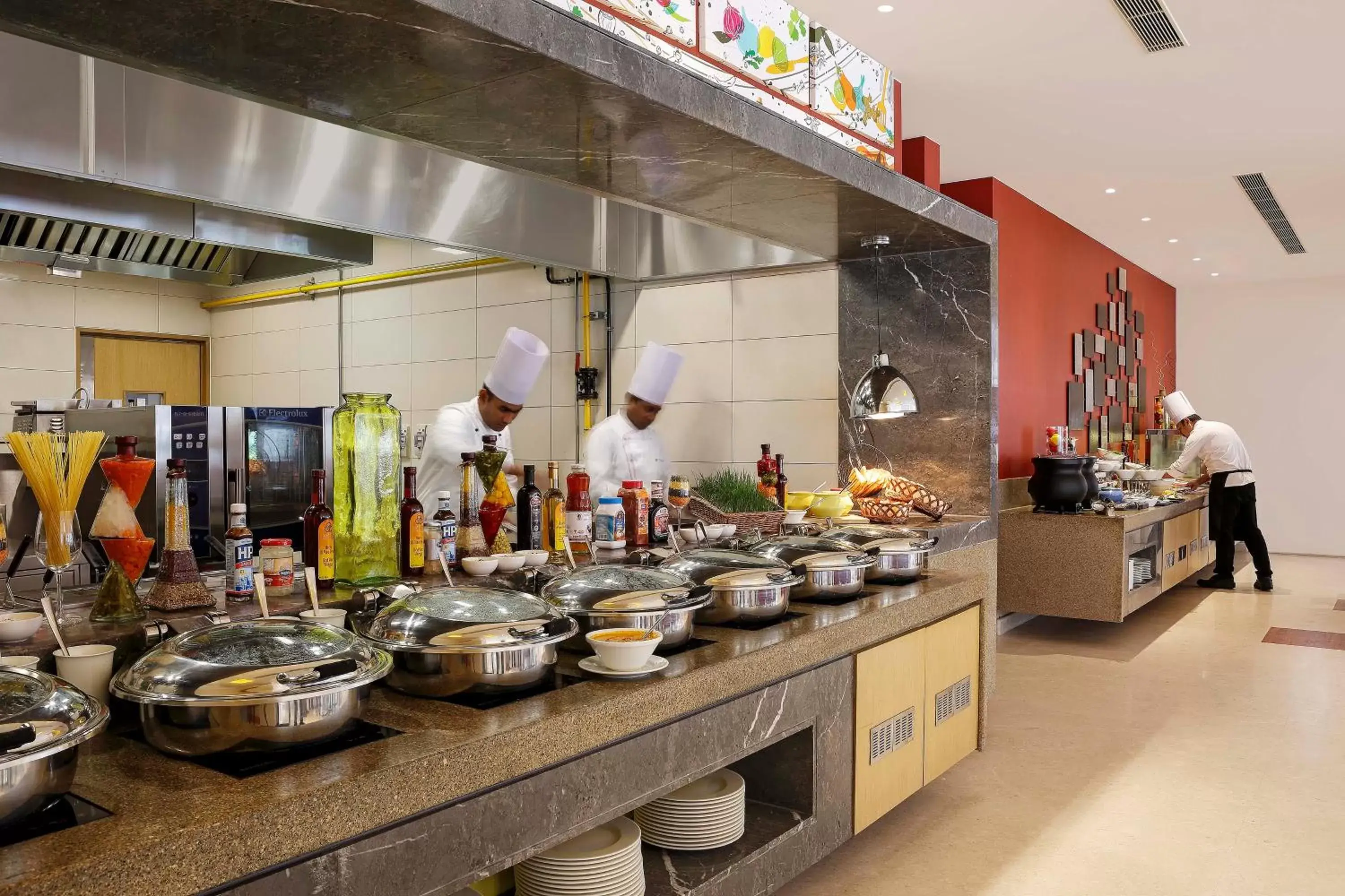 Restaurant/places to eat, Supermarket/Shops in ibis Hyderabad Hitec City - An Accor Brand