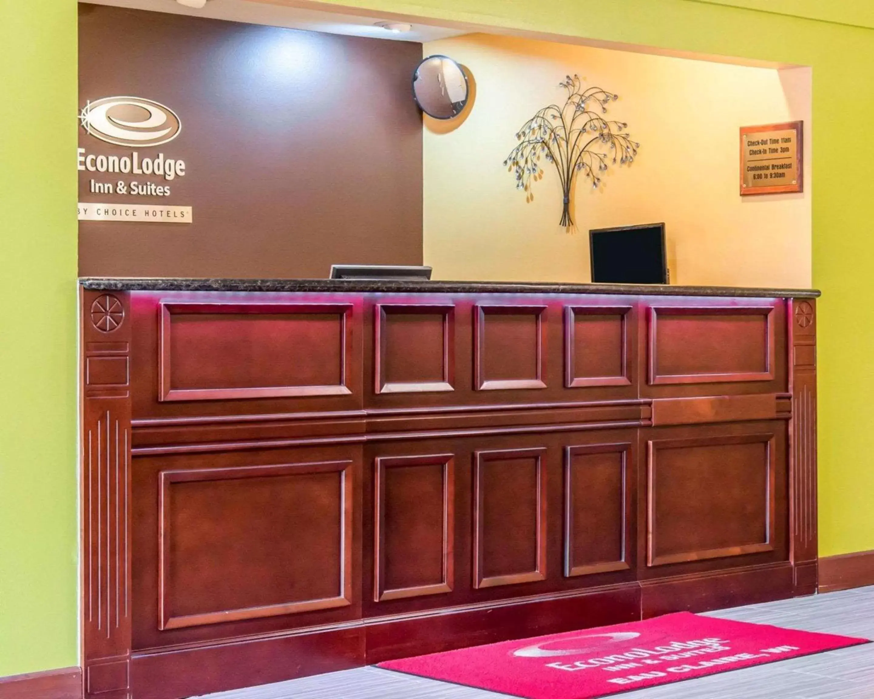 Lobby or reception, Lobby/Reception in Econo Lodge Inn & Suites Eau Claire