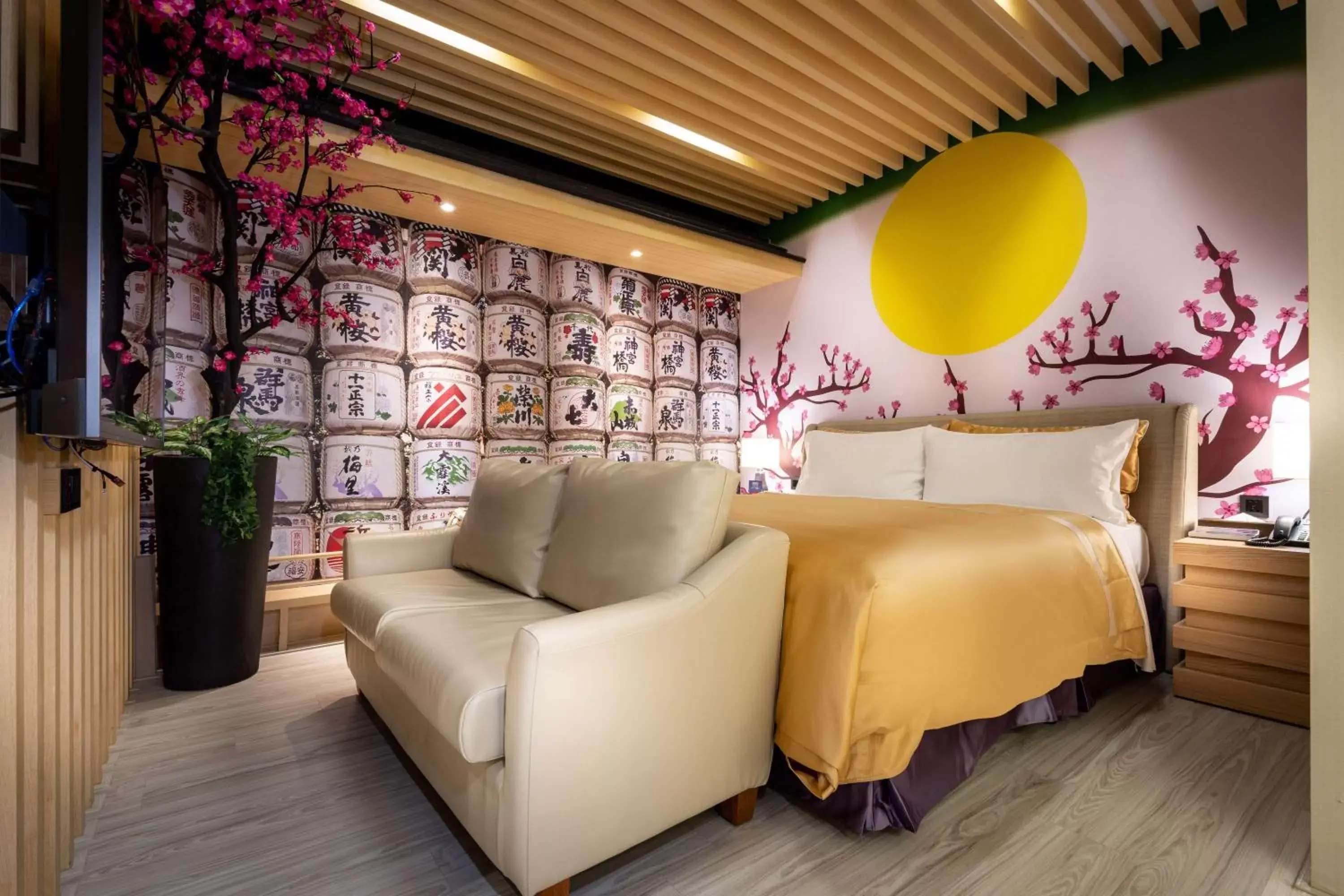 AURORA MOTEL AURORA MOTEL