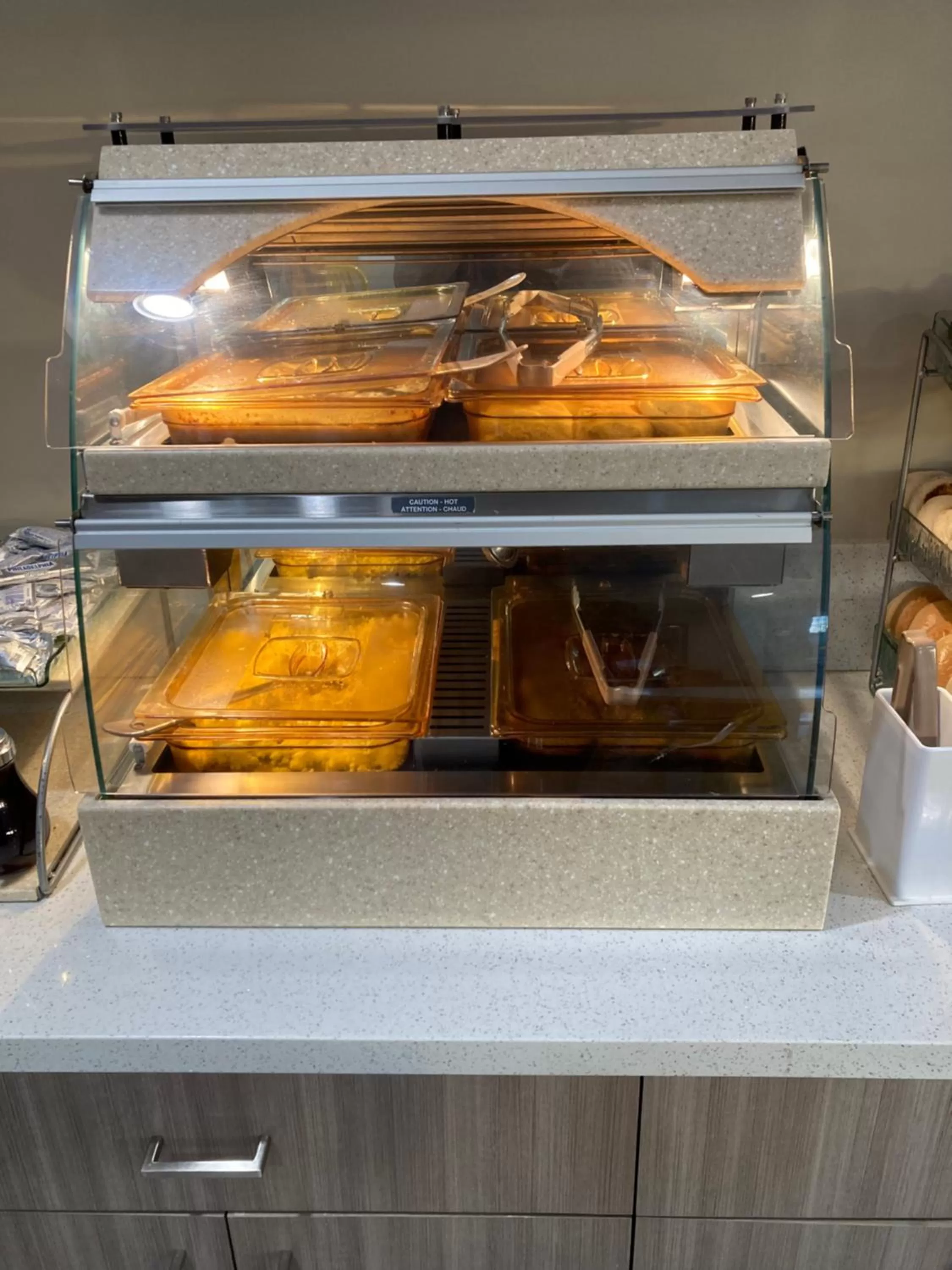 Breakfast in Days Inn Merced / Yosemite Area