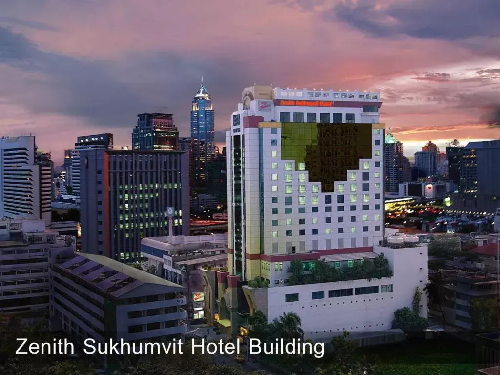 City view in Zenith Sukhumvit Hotel - SHA Extra Plus