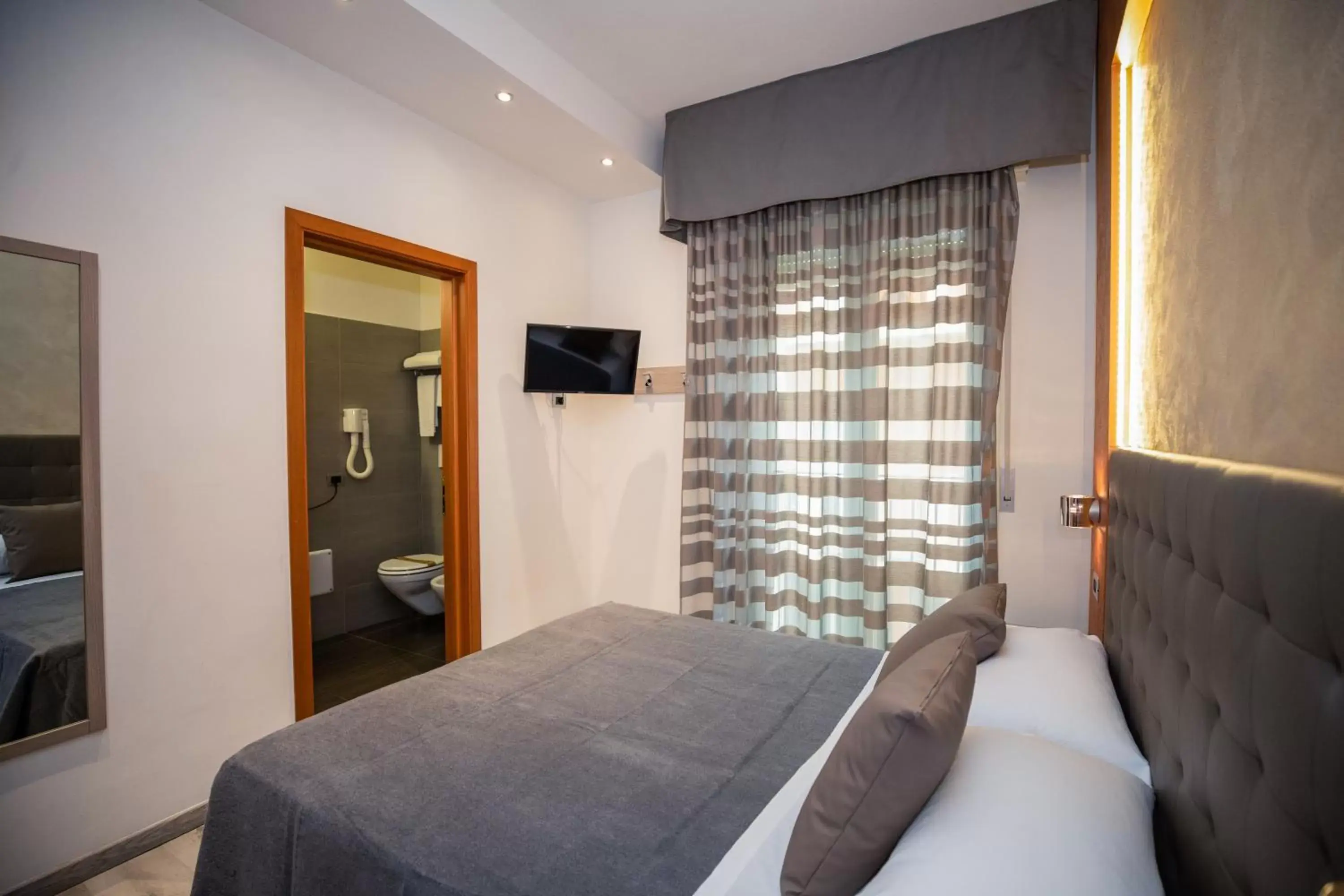 Bedroom, Bed in Hotel Gabbiano