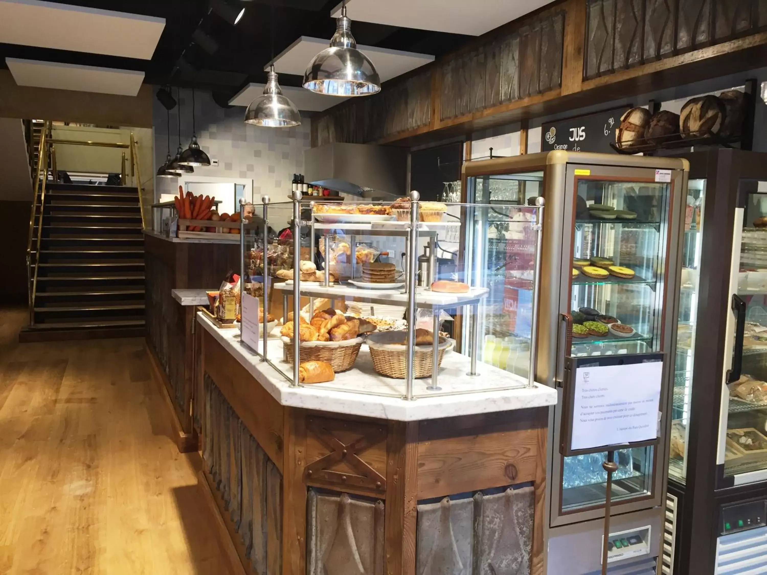 Breakfast in Continental Hotel Lausanne Breakfast in Continental Hotel Lausanne