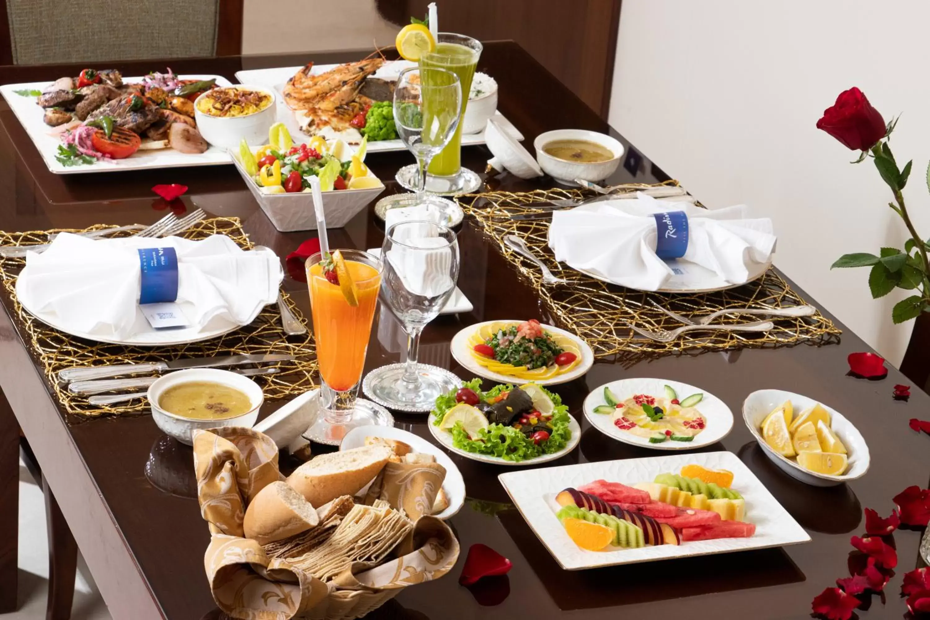 Food and drinks in Radisson Blu Hotel, Buraidah