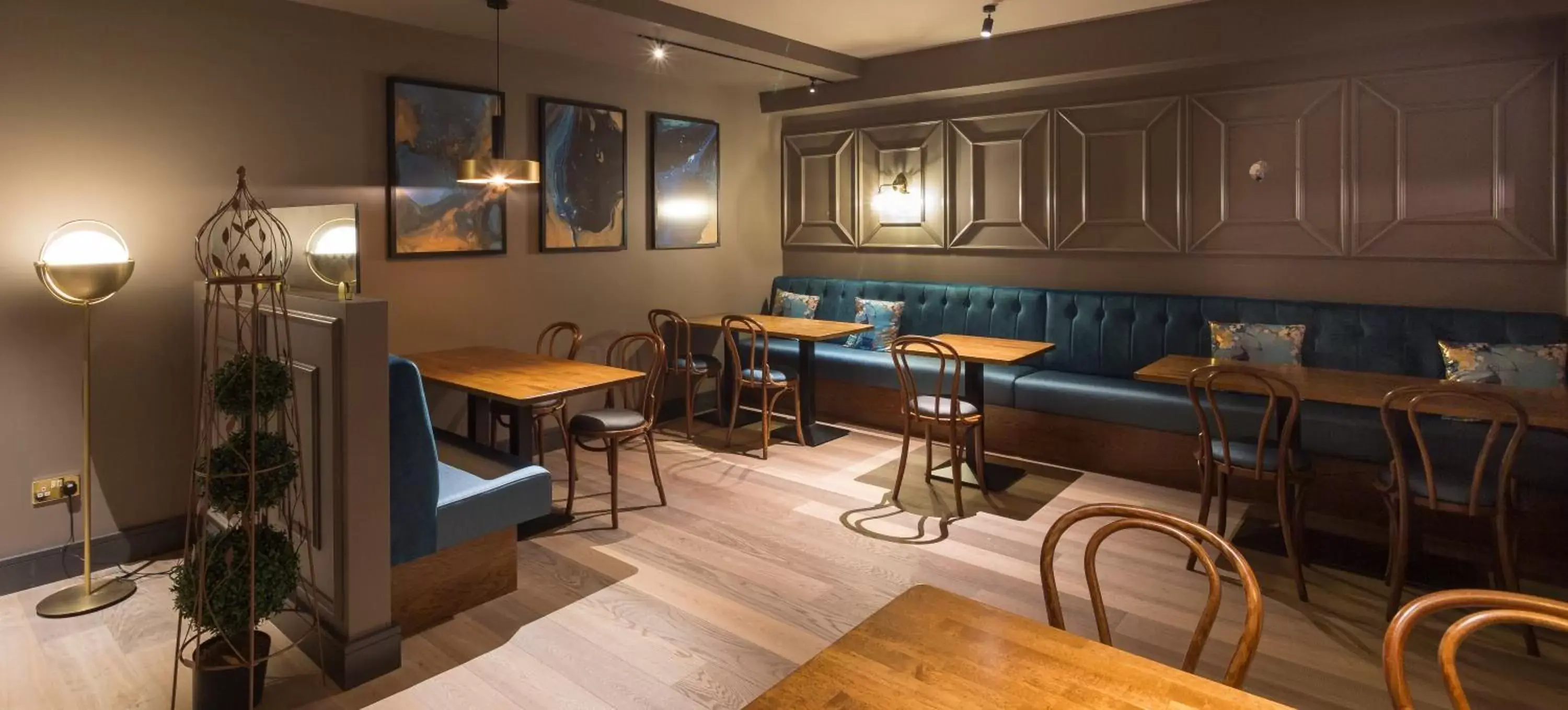 Restaurant/places to eat in Limerick City Hotel Restaurant/places to eat in Limerick City Hotel