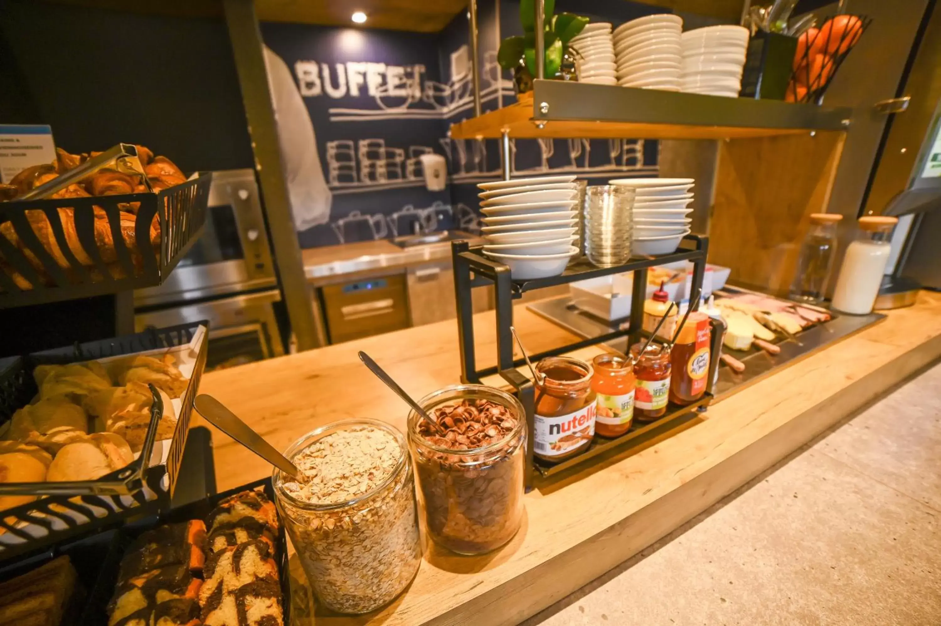 Buffet breakfast, Food in ibis budget Site du Futuroscope