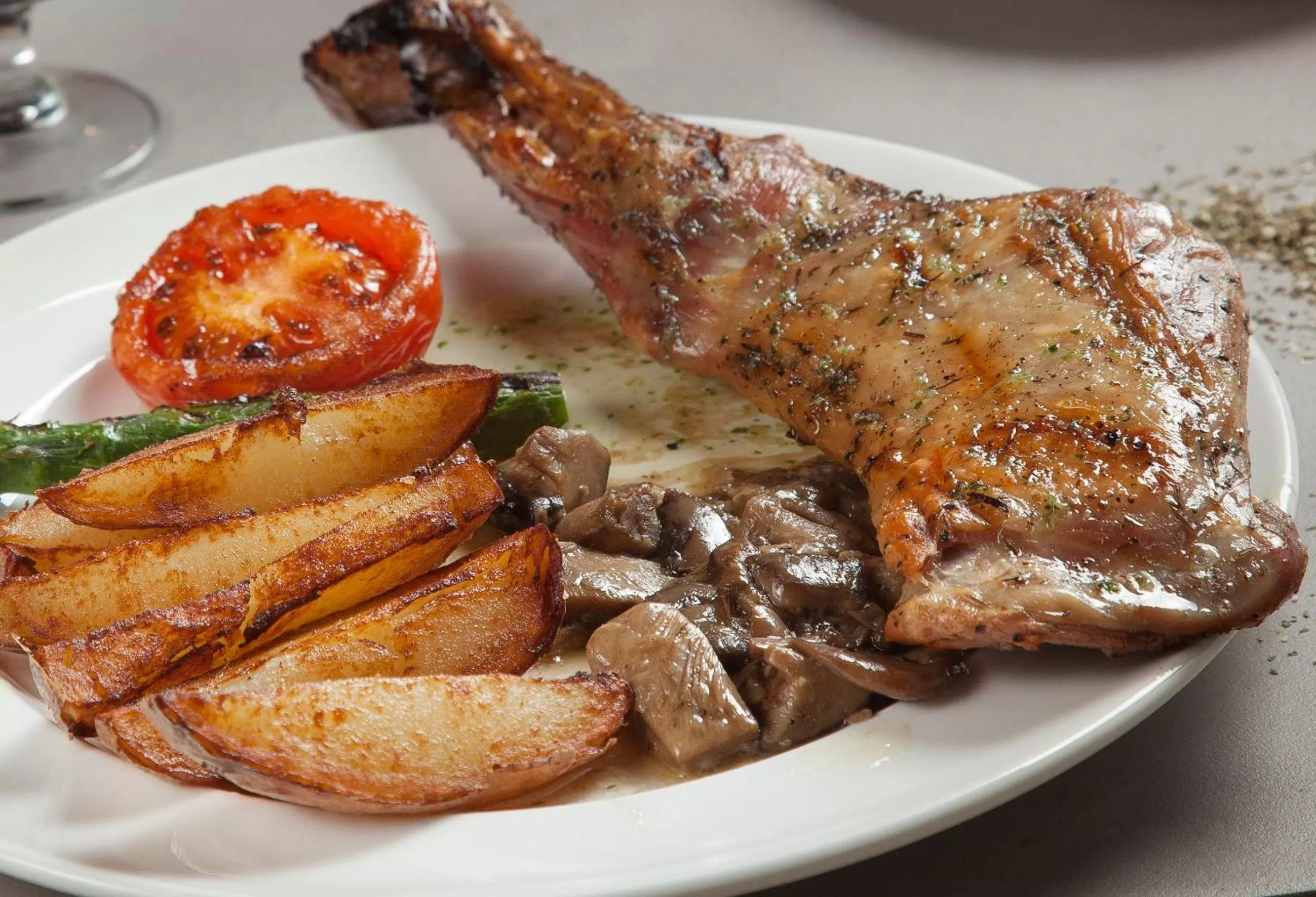 Food in Hotel Restaurant Les Brases