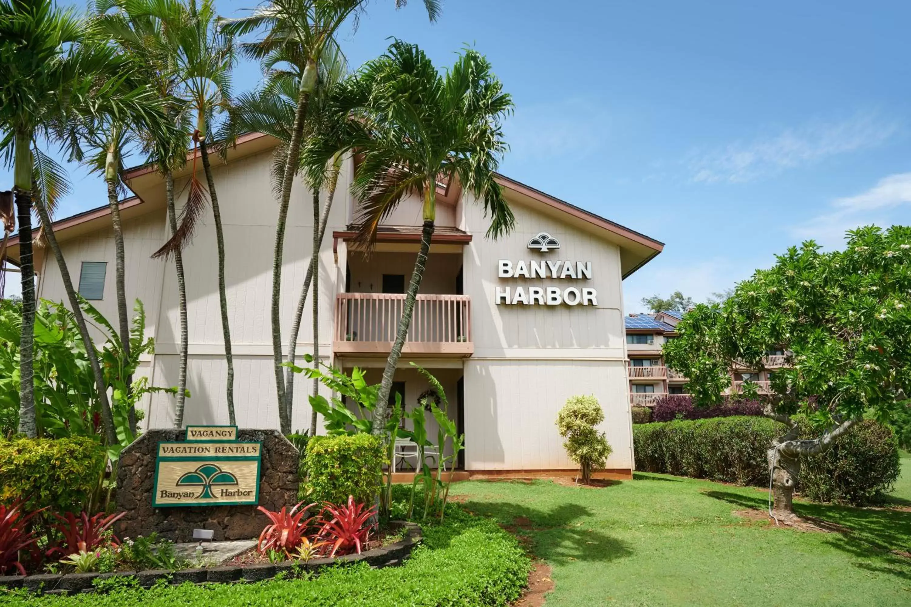 Property Building in Banyan Harbor Resort