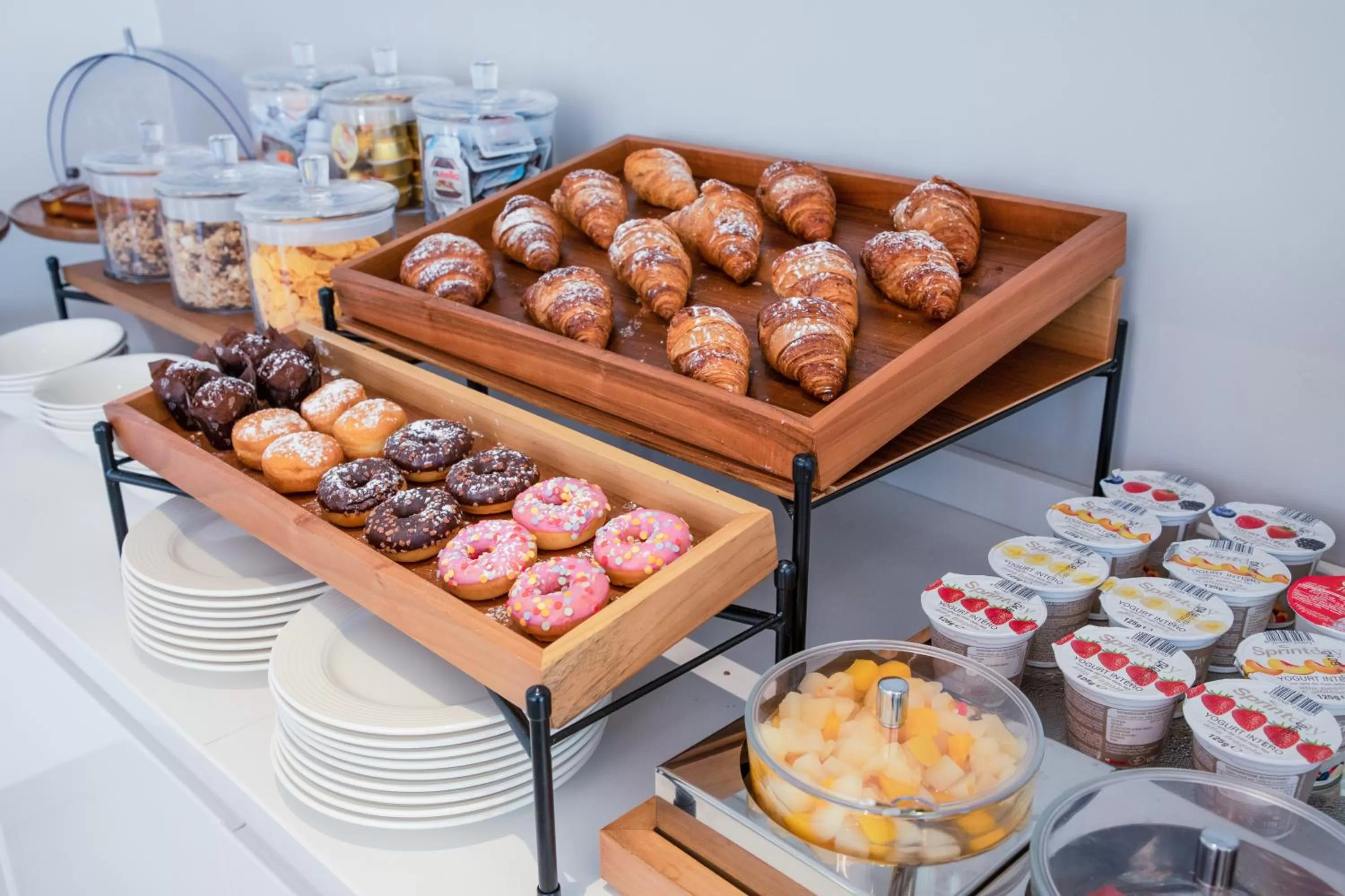 Breakfast in Hotel Baby