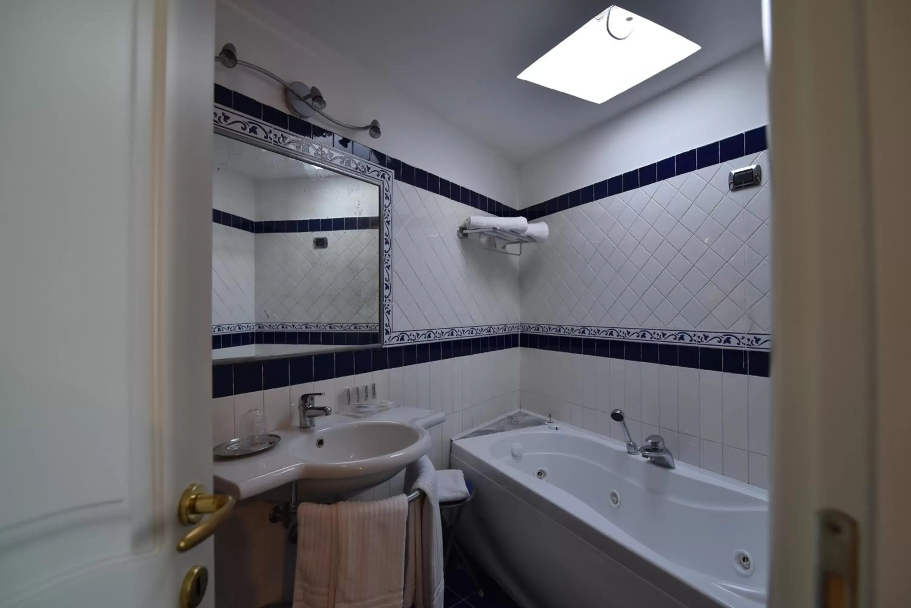 Bathroom in Hotel Palma