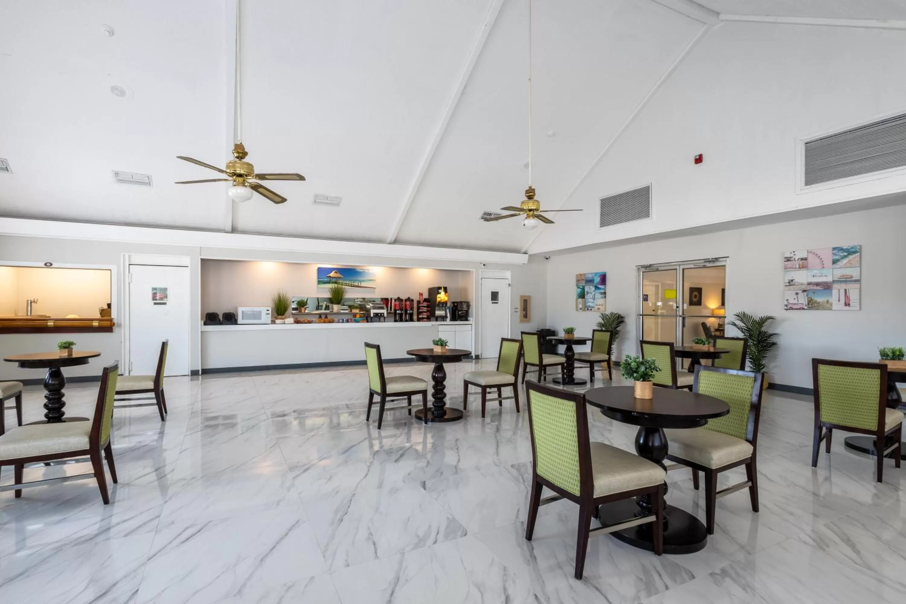 Breakfast in Baymont by Wyndham Altamonte Springs