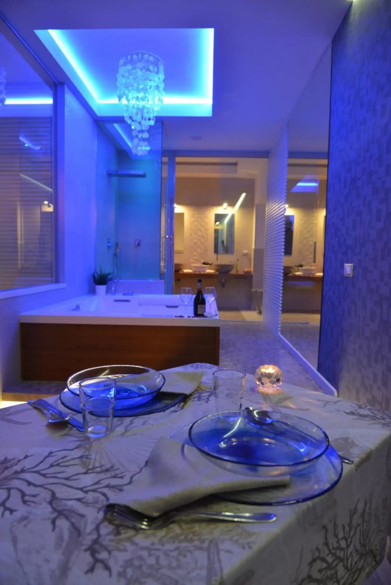 Hot Tub, Bathroom in Le suite del nostromo