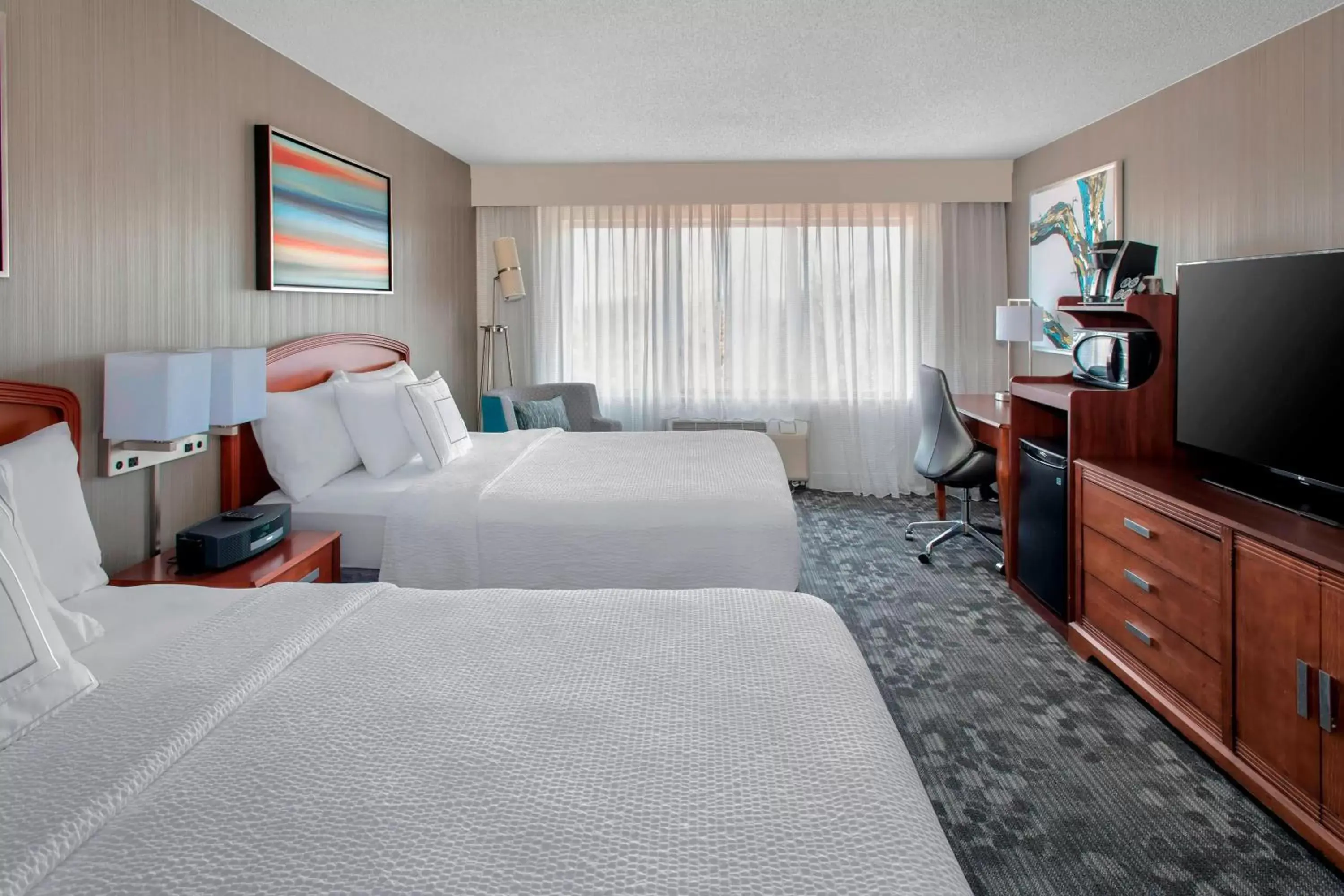 Photo of the whole room, Bed in Courtyard by Marriott Basking Ridge