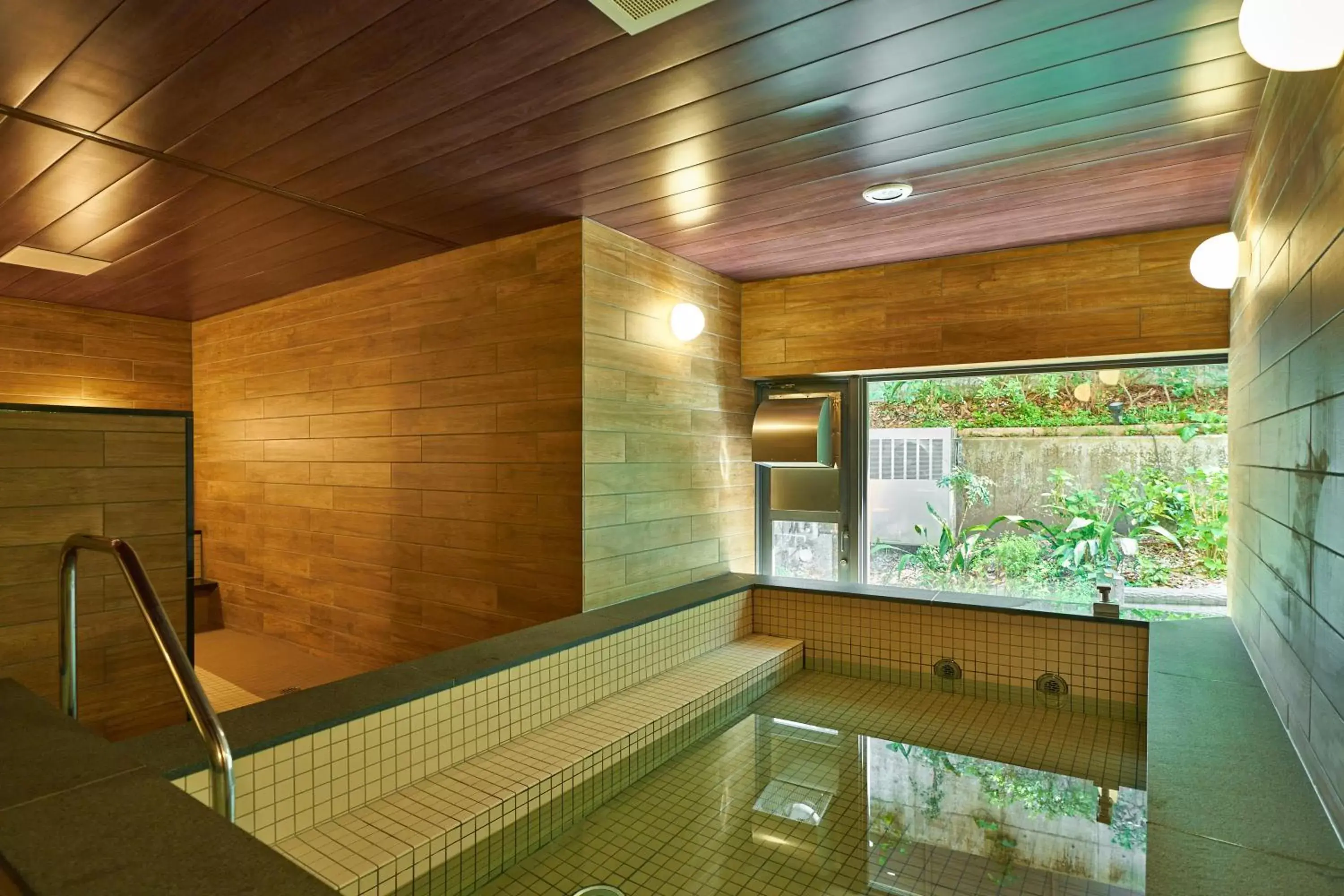 Public Bath in WeBase KAMAKURA