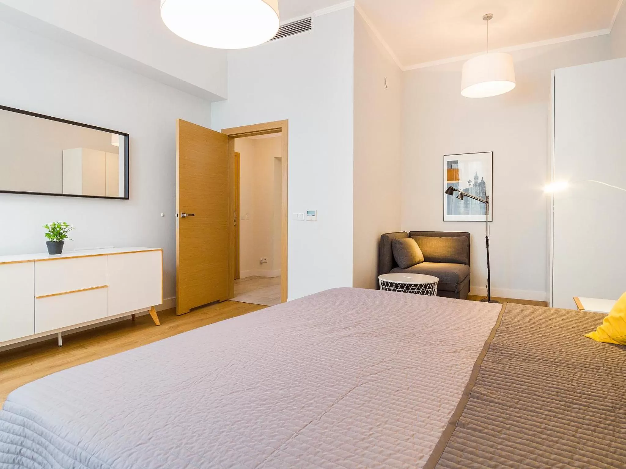 Bed in Riverside Aparthotel Cracow