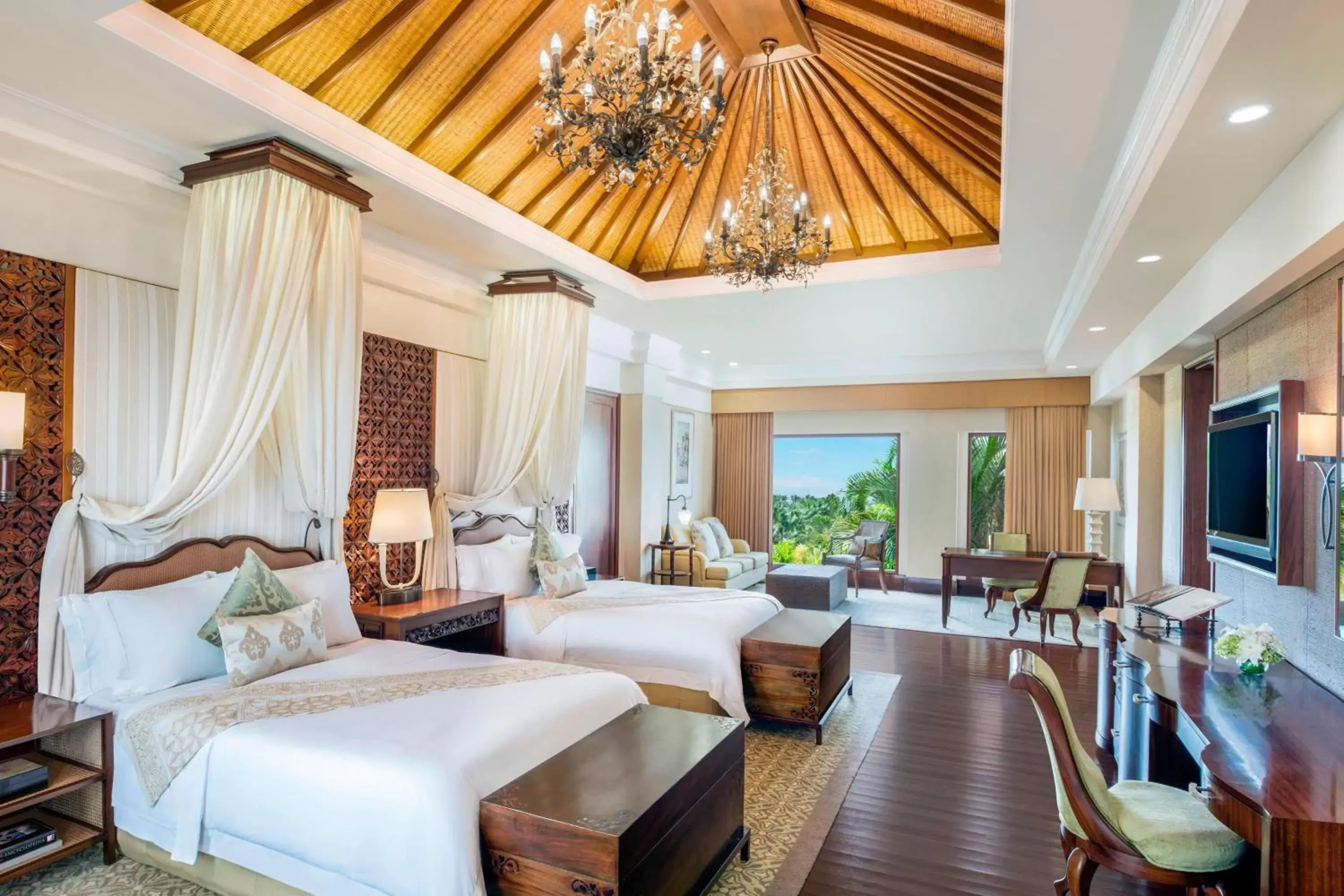 Photo of the whole room in The St. Regis Bali Resort