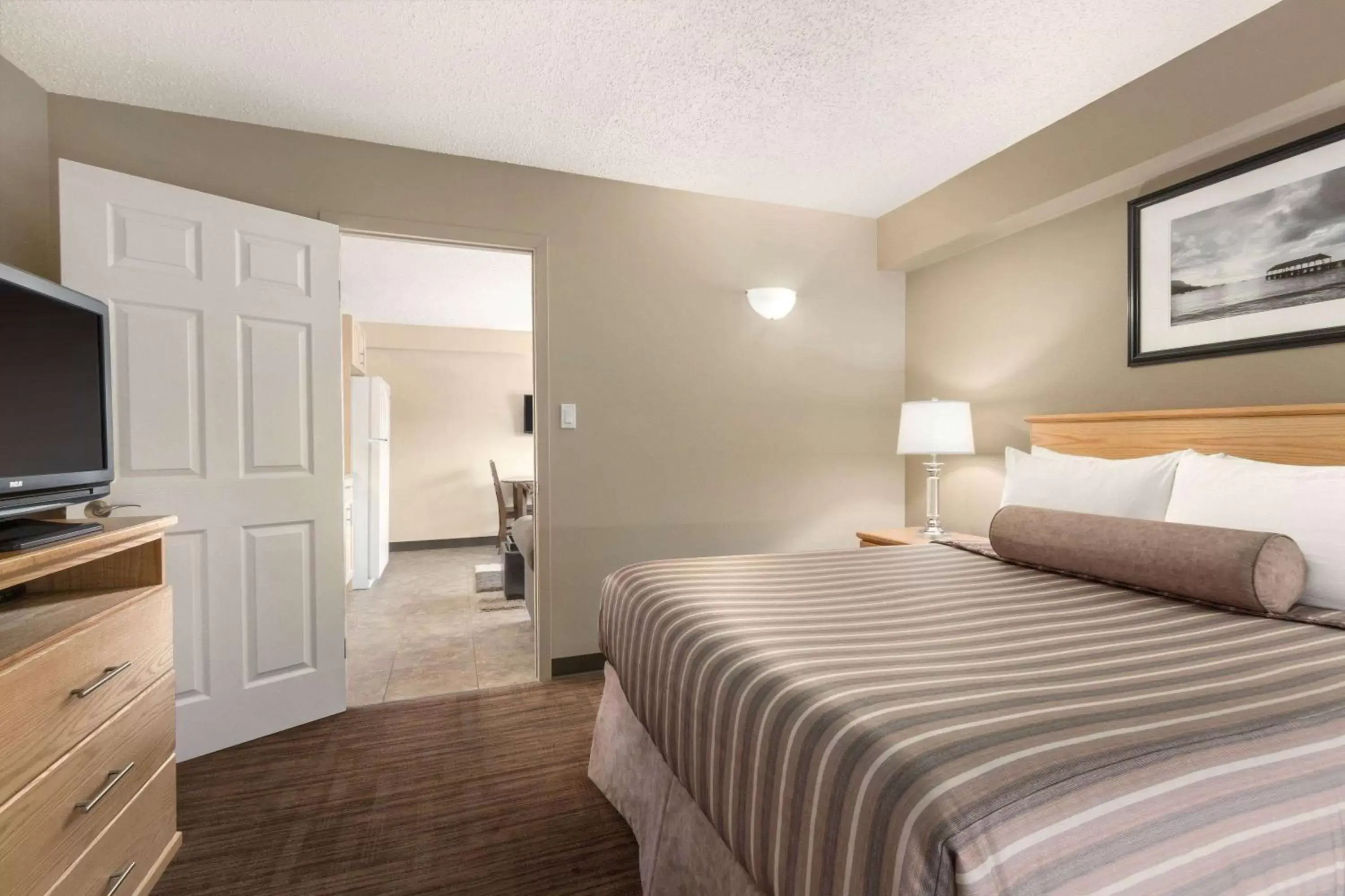 Bed in Travelodge by Wyndham Prince George Bed in Travelodge by Wyndham Prince George