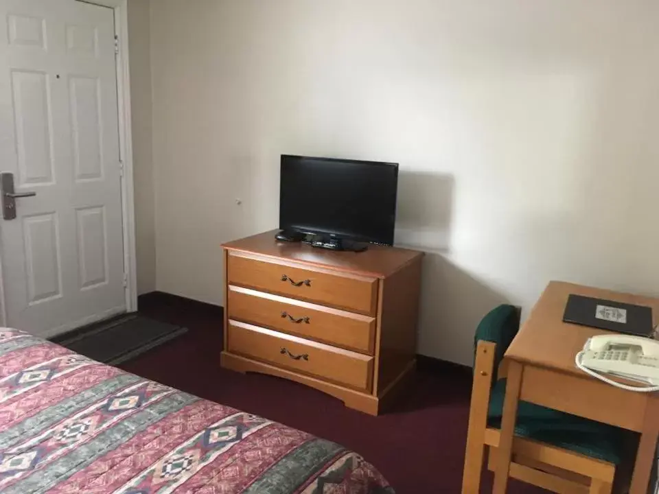 TV/Entertainment Center in Travelodge by Wyndham Port Elgin
