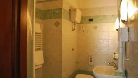 Bathroom in Hotel Nardizzi Americana