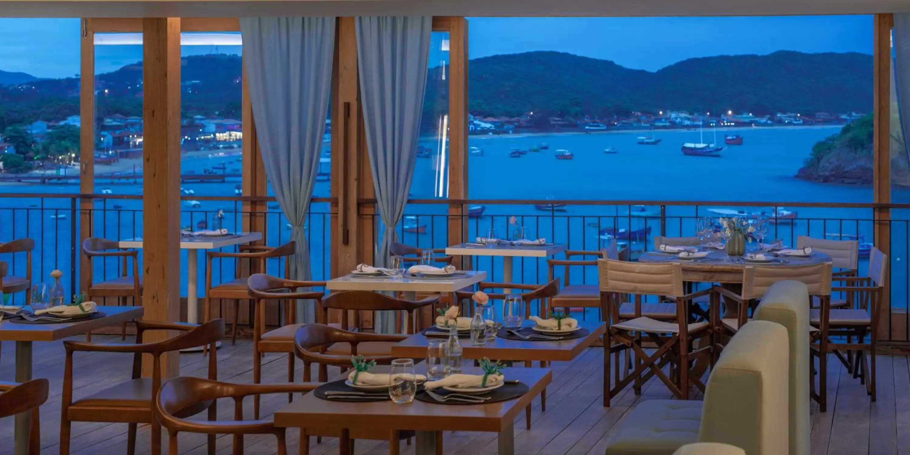 Restaurant/places to eat in Vila deste Hotel Restaurant/places to eat in Vila deste Hotel
