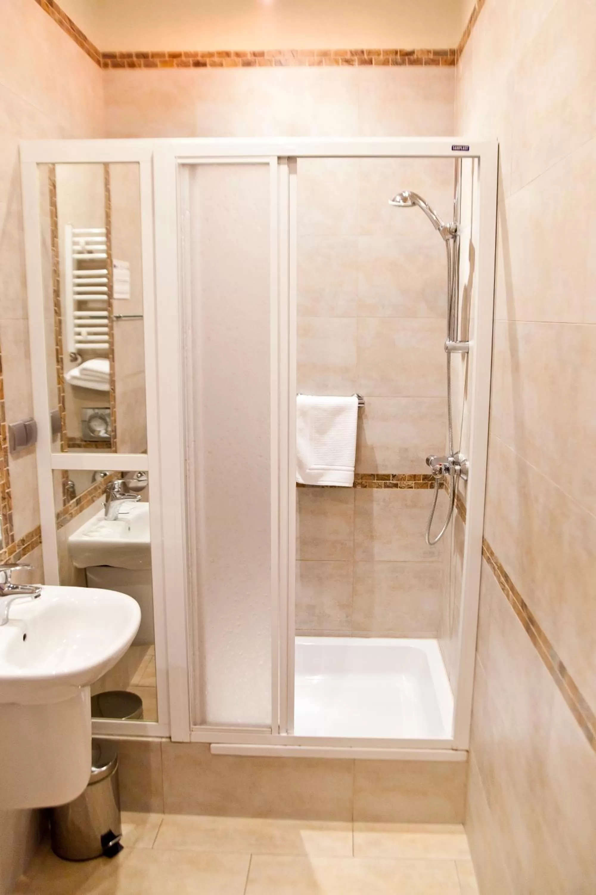 Shower in Centrum Green Hill Business & SPA