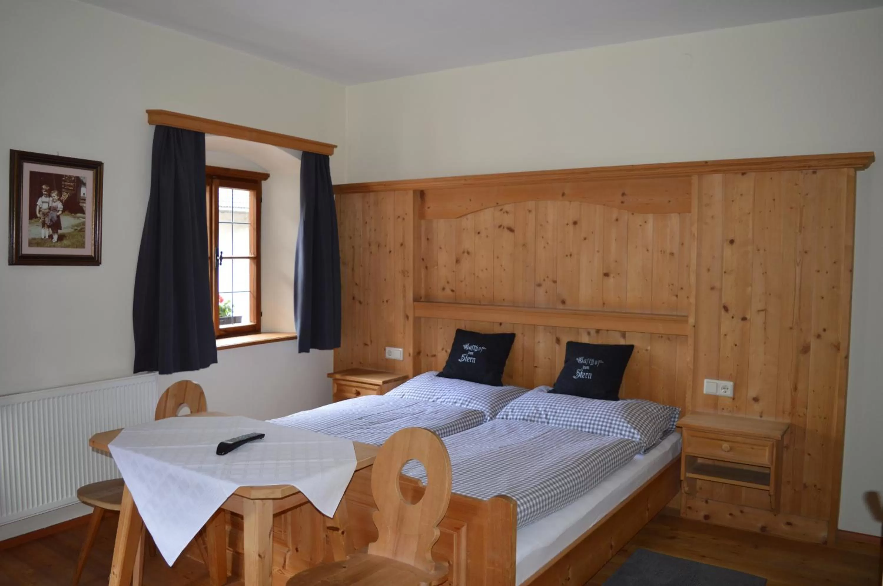 Photo of the whole room, Bed in Gasthof zum Stern