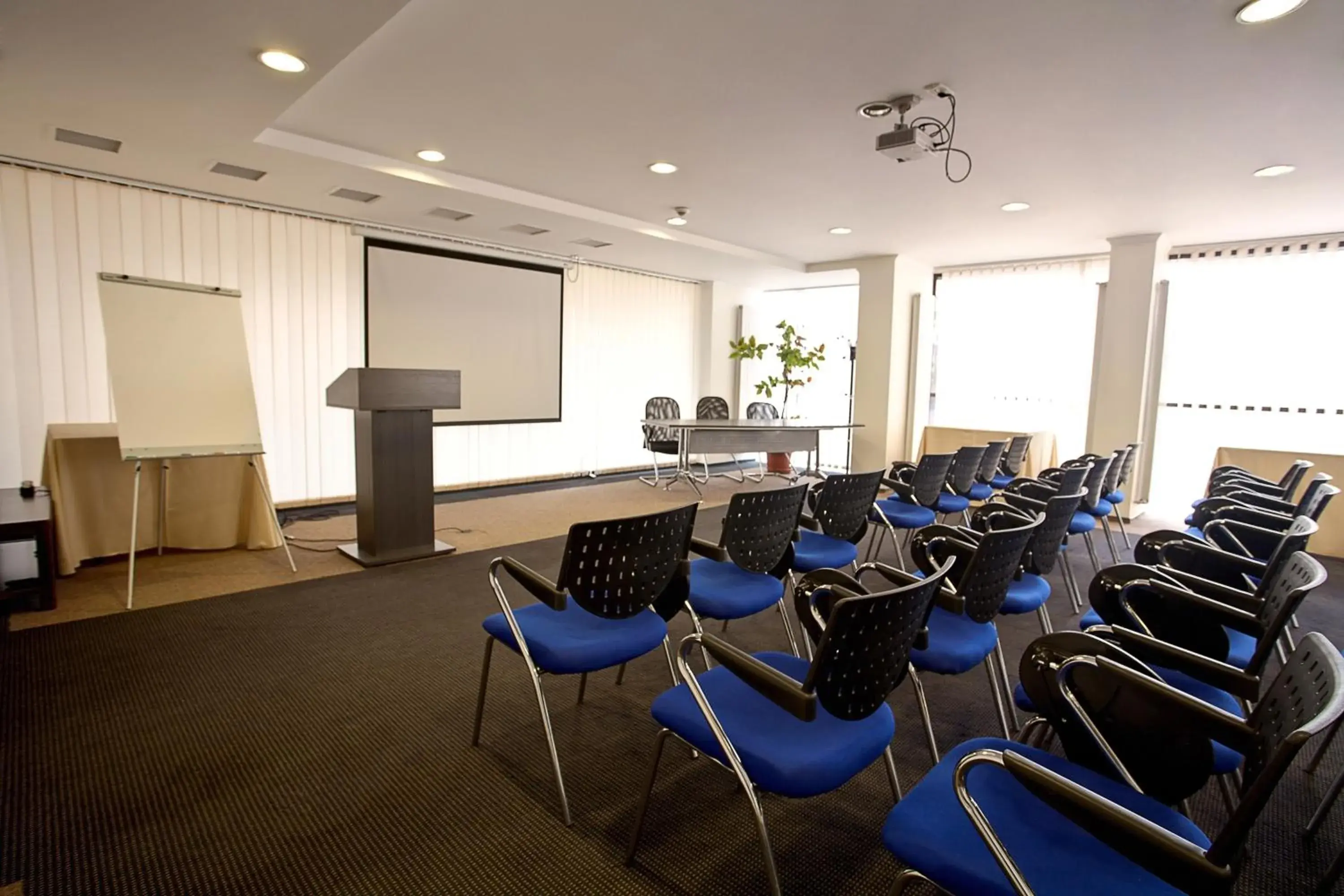 Business facilities in Hotel Tecadra