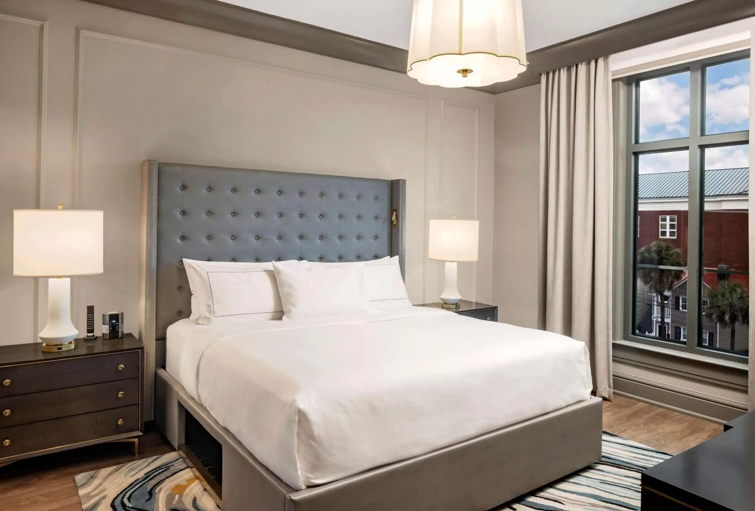 One-Bedroom Plus King Suite - Hearing Accessible in Hilton Club Liberty Place Charleston One-Bedroom Plus King Suite - Hearing Accessible in Hilton Club Liberty Place Charleston