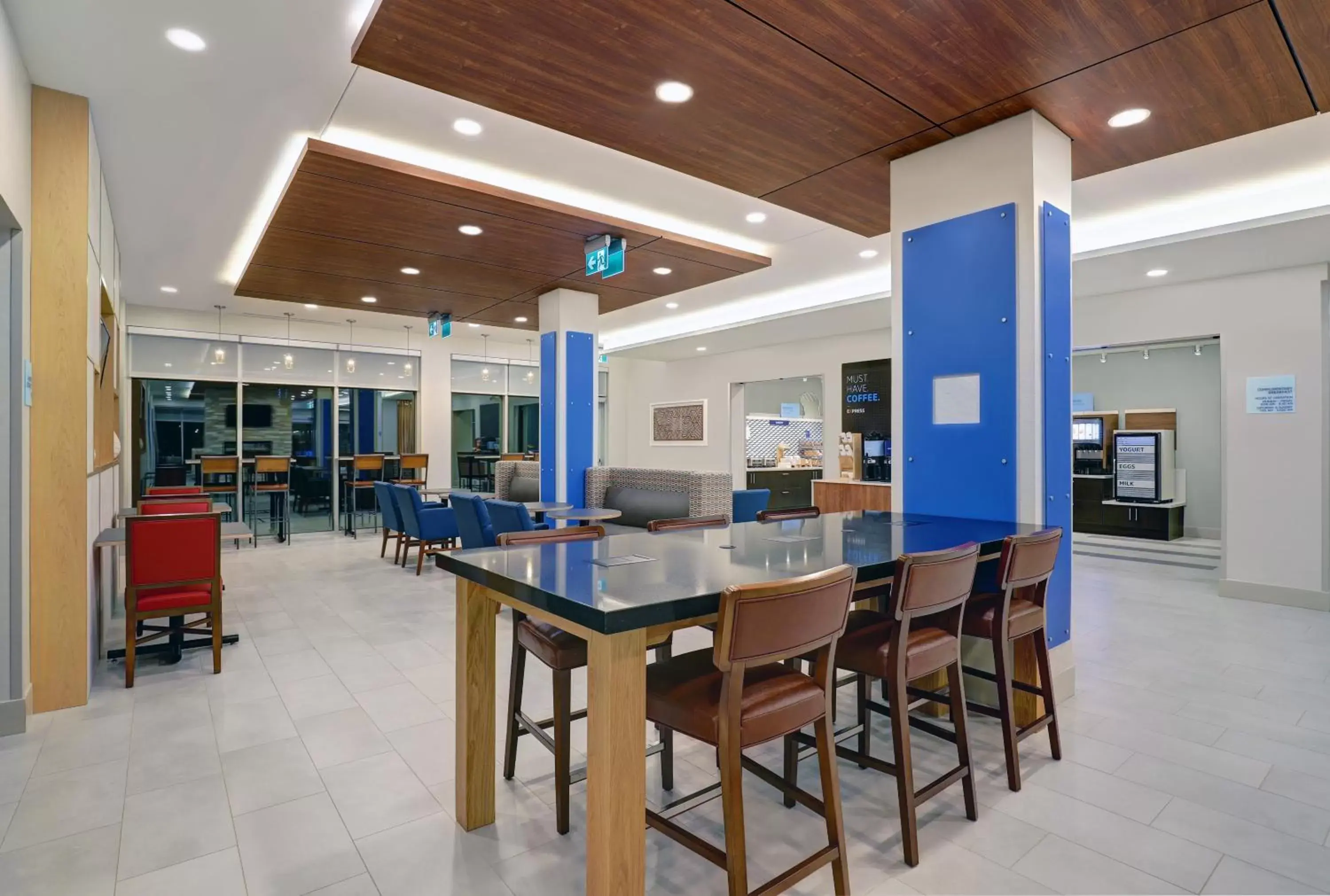 Restaurant/places to eat in Holiday Inn Express & Suites - Port Elgin
