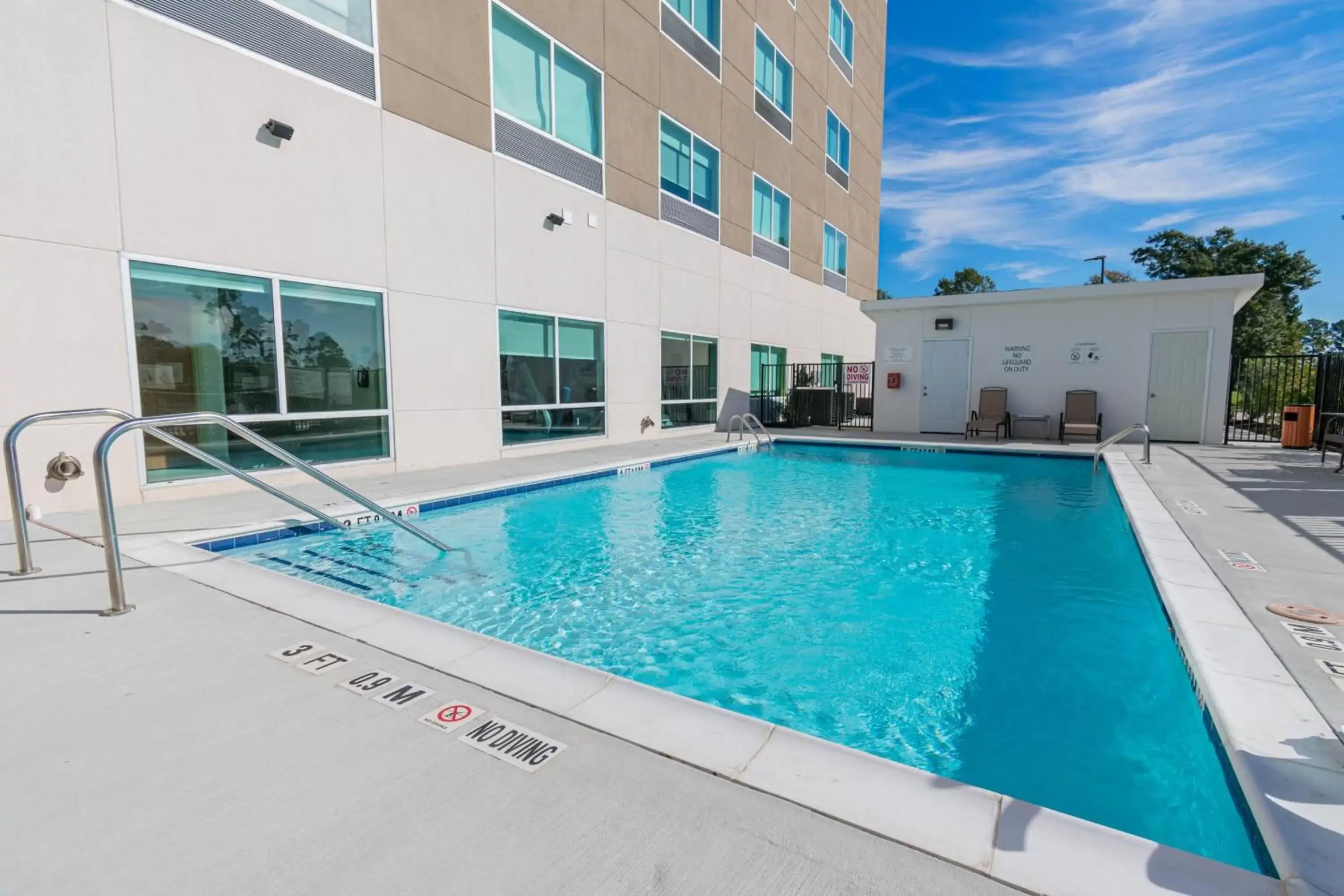 Swimming pool in Holiday Inn Express & Suites Houston - North I45 Spring, an IHG Hotel