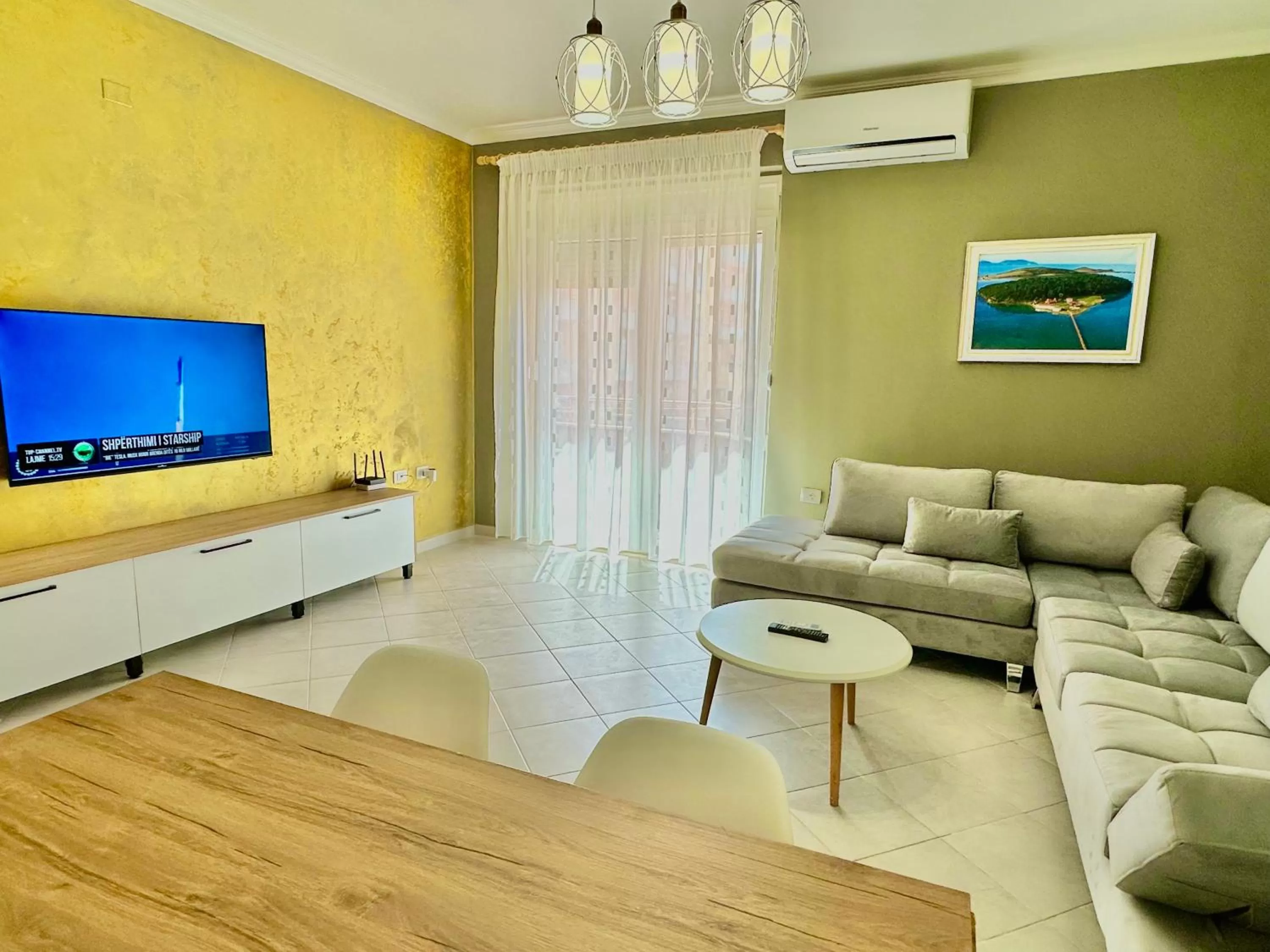 TV and multimedia in FAMILY SUITE RESIDENCE