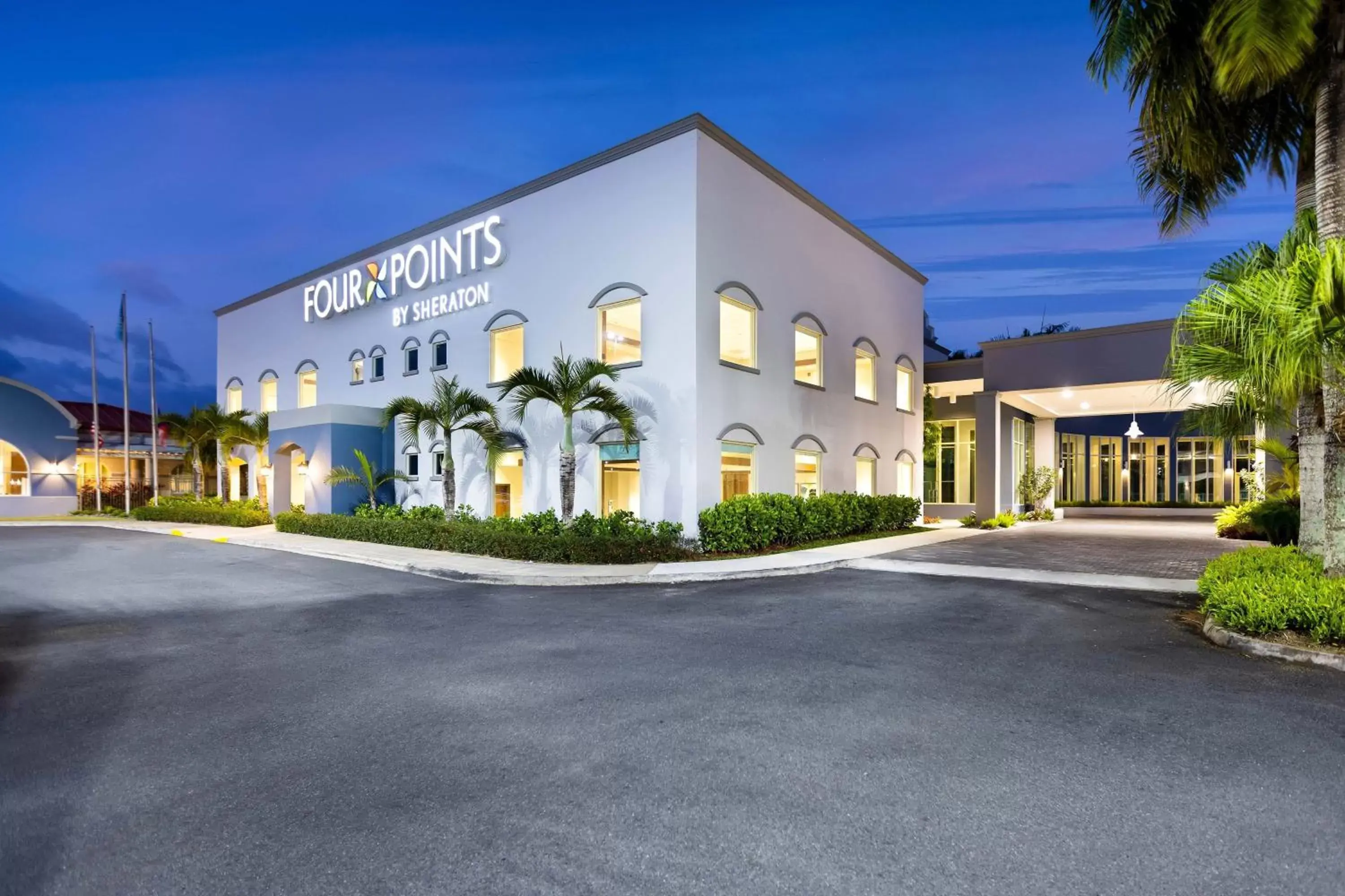 Property Building in Four Points by Sheraton Caguas Real