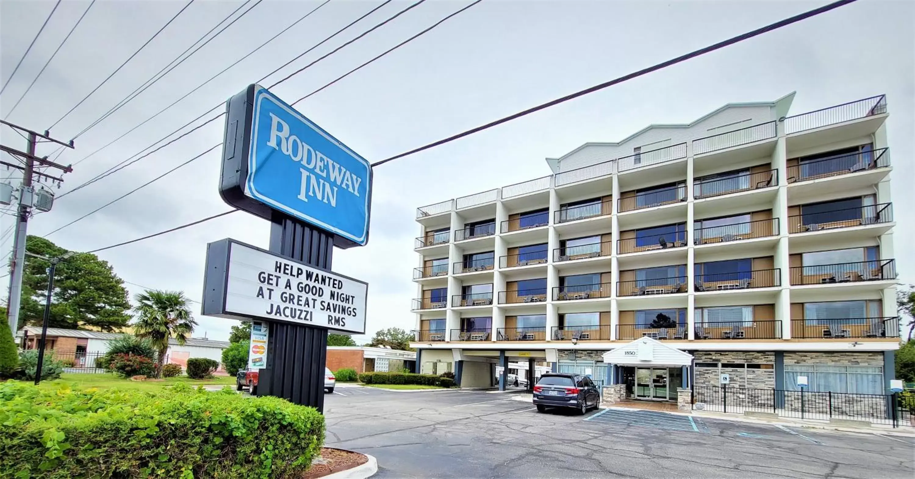 Property Building in Rodeway Inn Norfolk Property Building in Rodeway Inn Norfolk