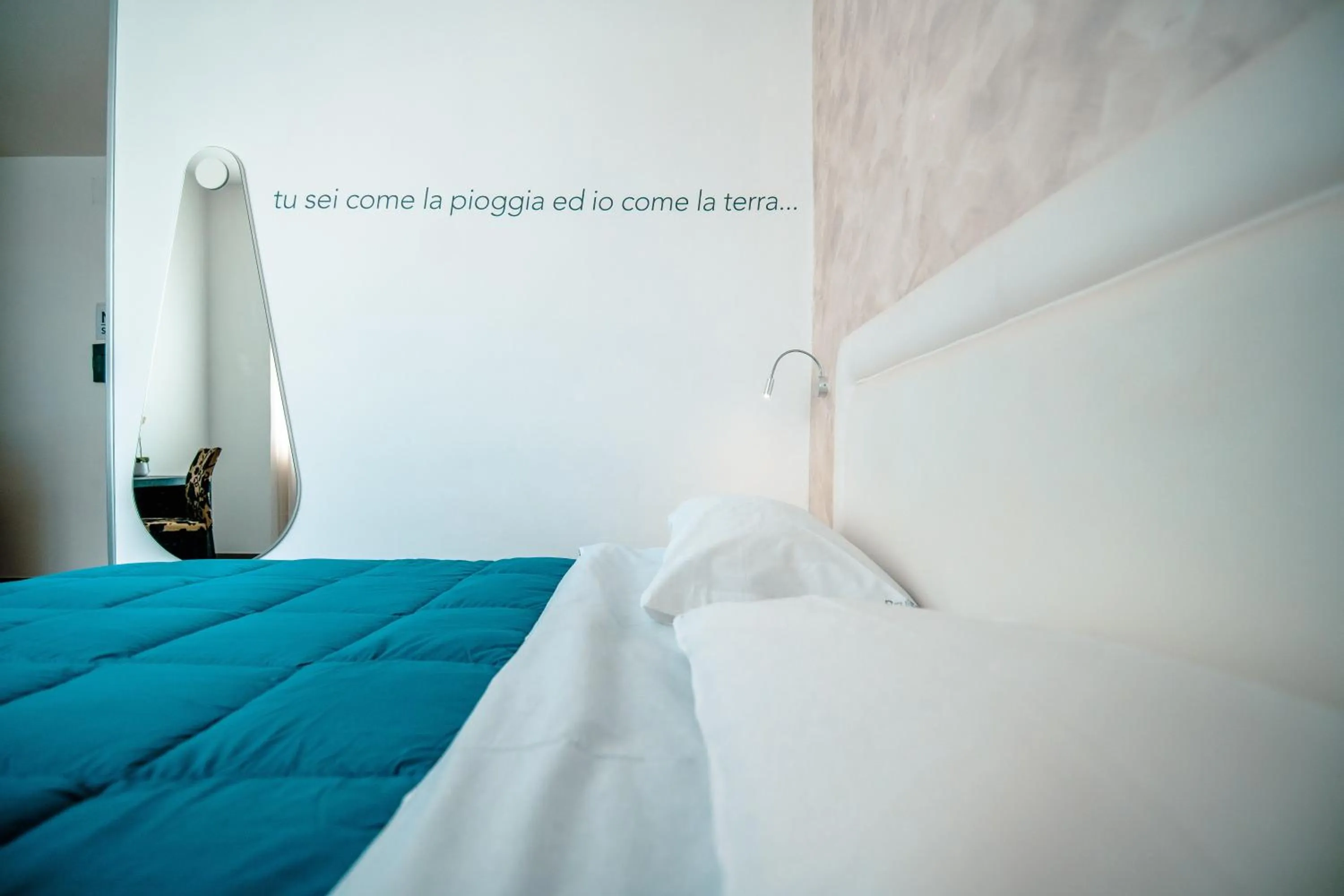 Photo of the whole room, Bed in Hotel Bruman Salerno