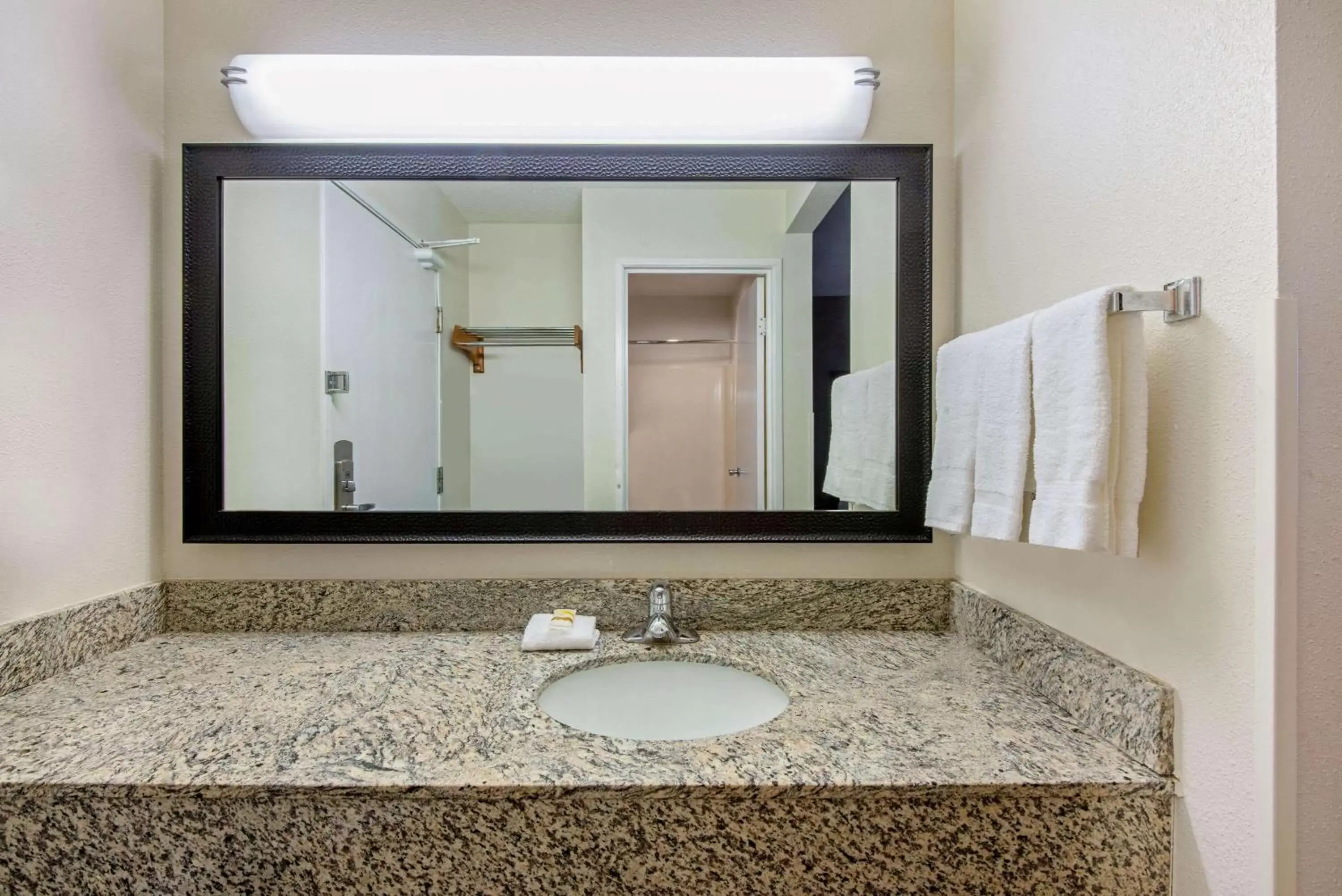 Bathroom in La Quinta by Wyndham Harrisburg Airport Hershey