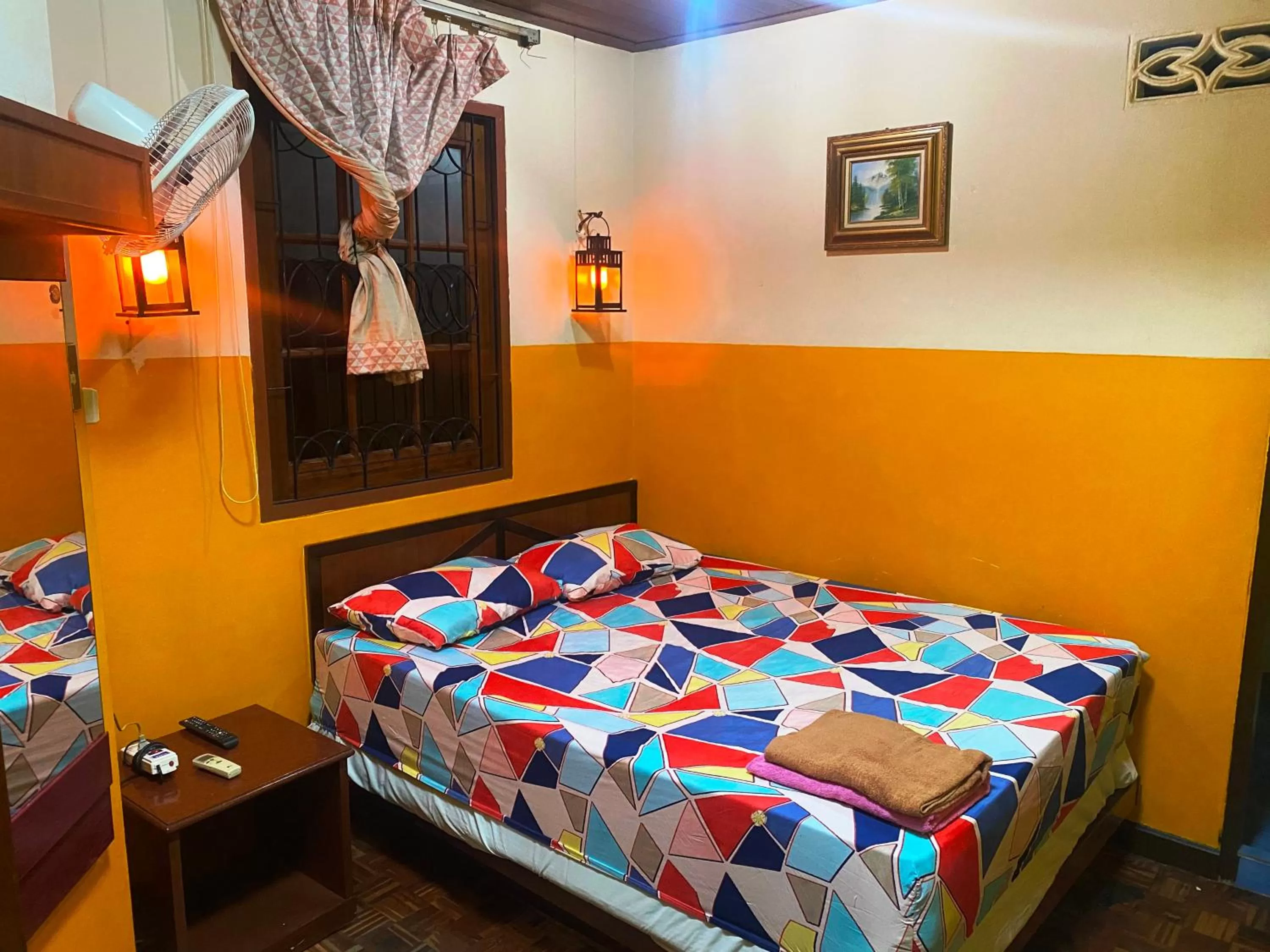 Bedroom, Bed in Riviera Beach