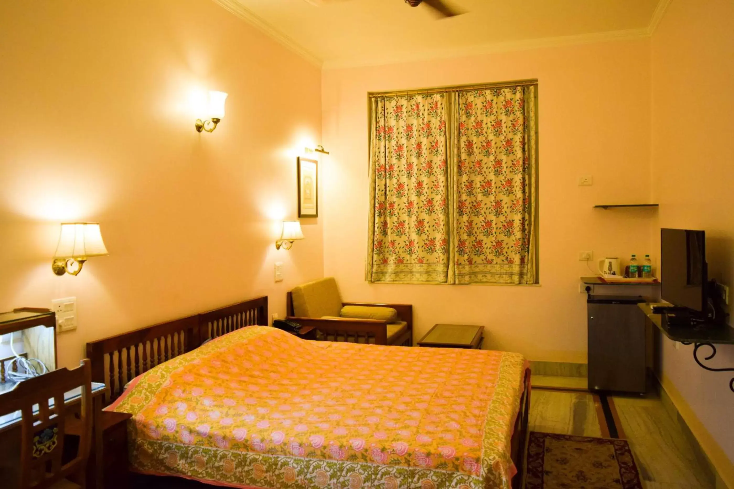 Photo of the whole room, Bed in Hotel Arya Niwas