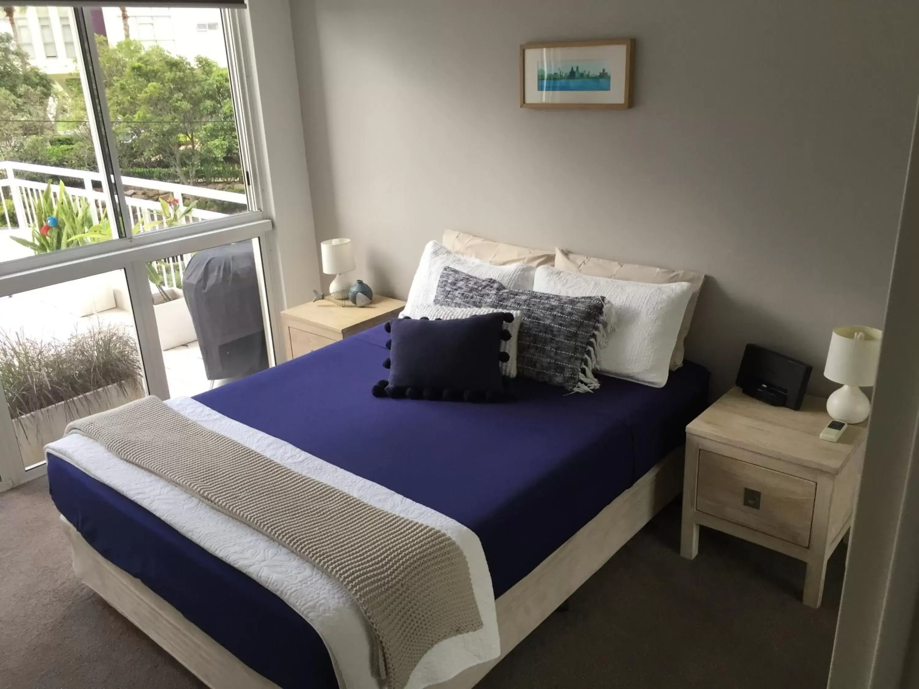 Bedroom, Bed in Ocean Sands Resort