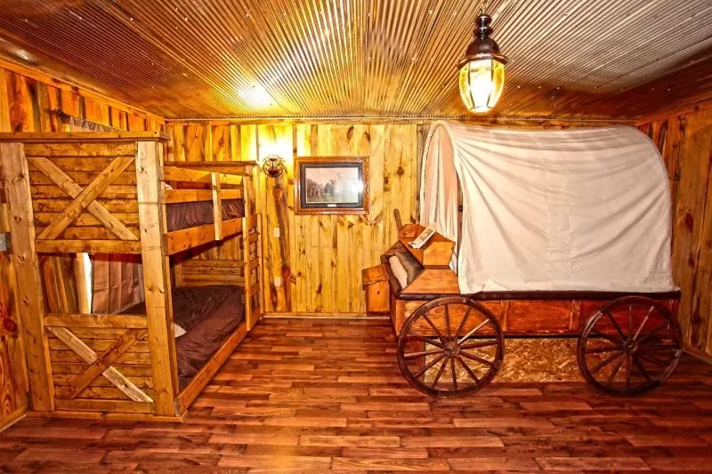 Bedroom in Diamonds Old West