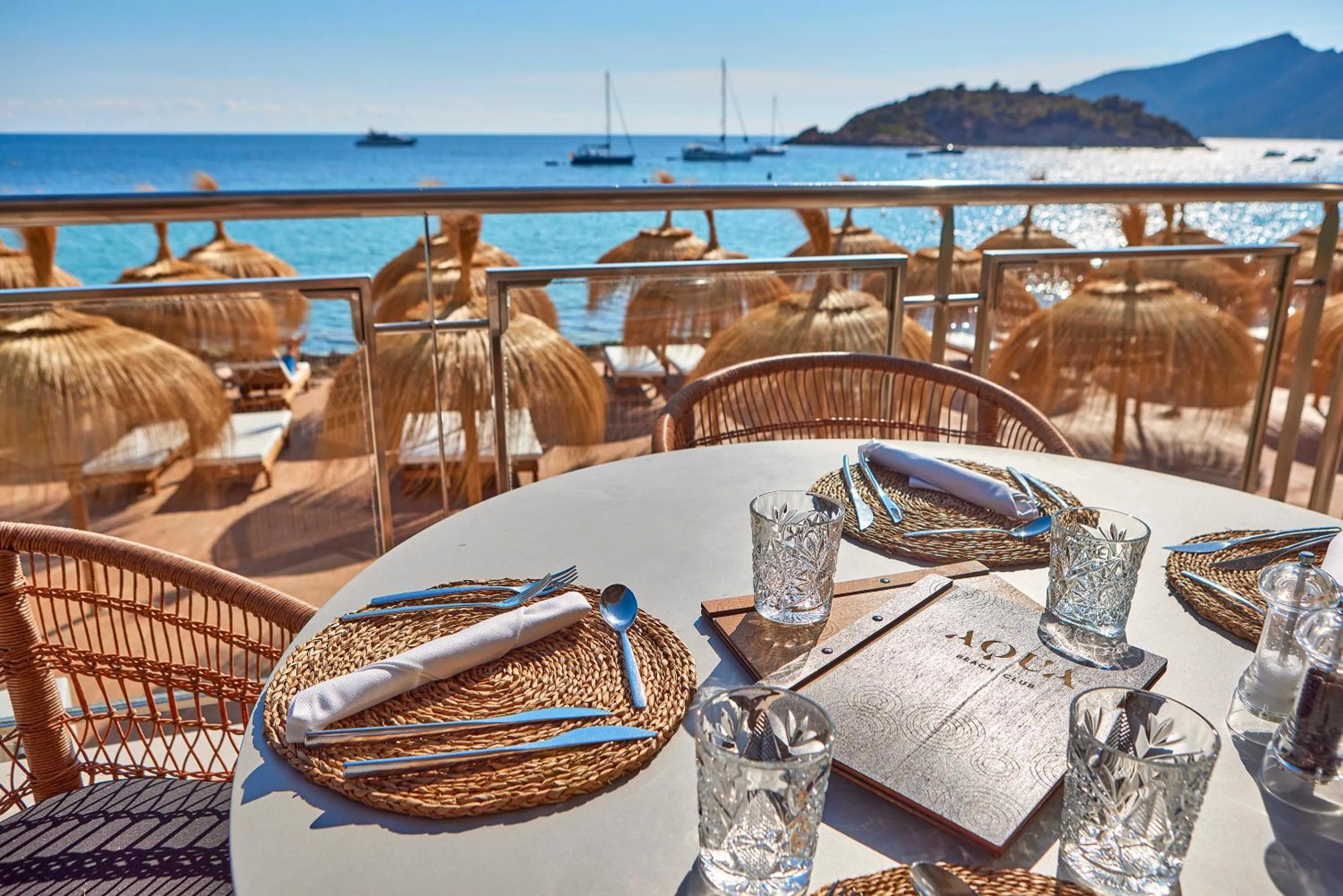 Restaurant/places to eat in Universal Hotel Aquamarin