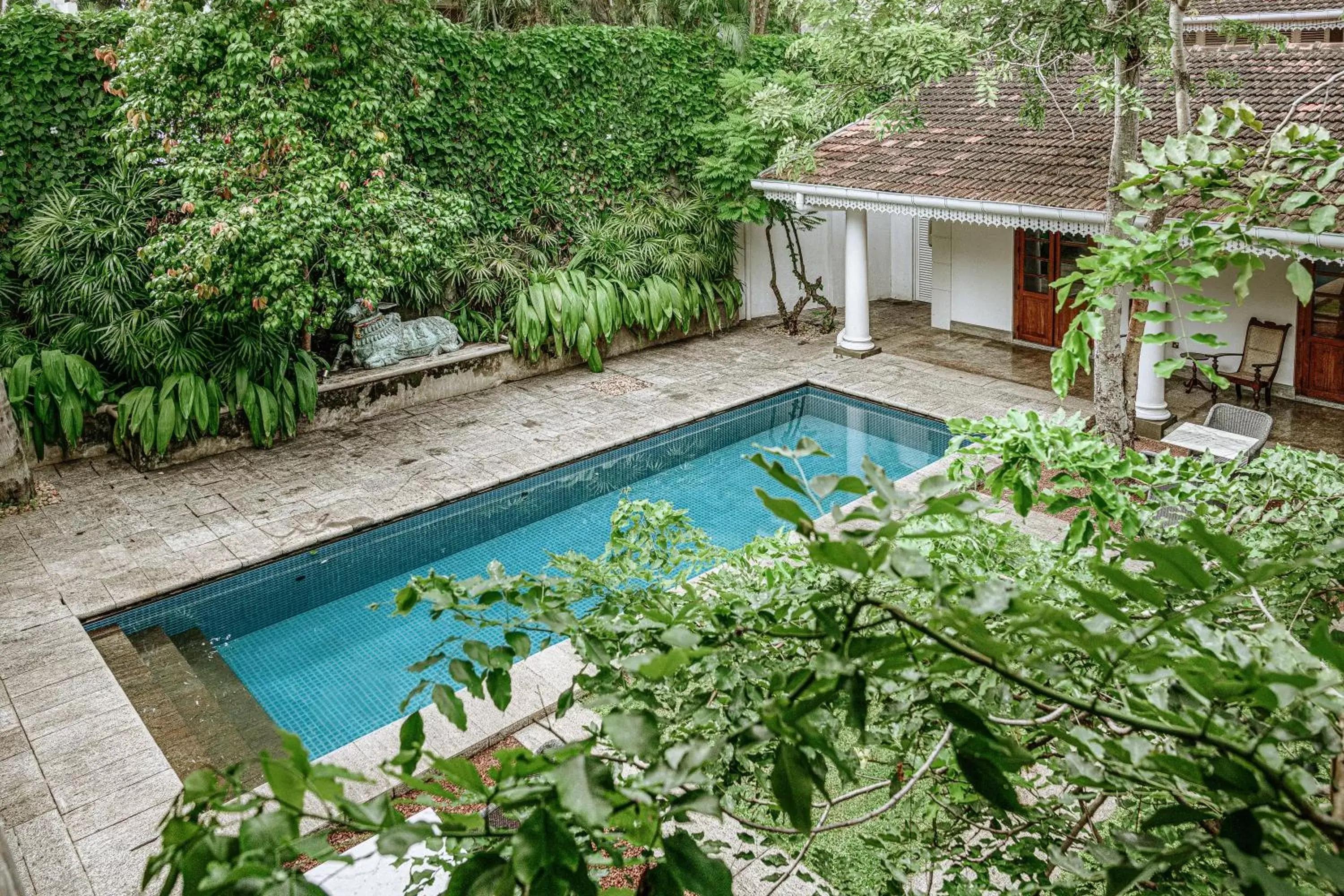 Swimming Pool in Maniumpathy Hotel