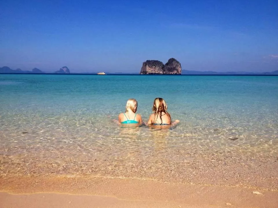 Day in Thanya Beach Resort - SHA Plus