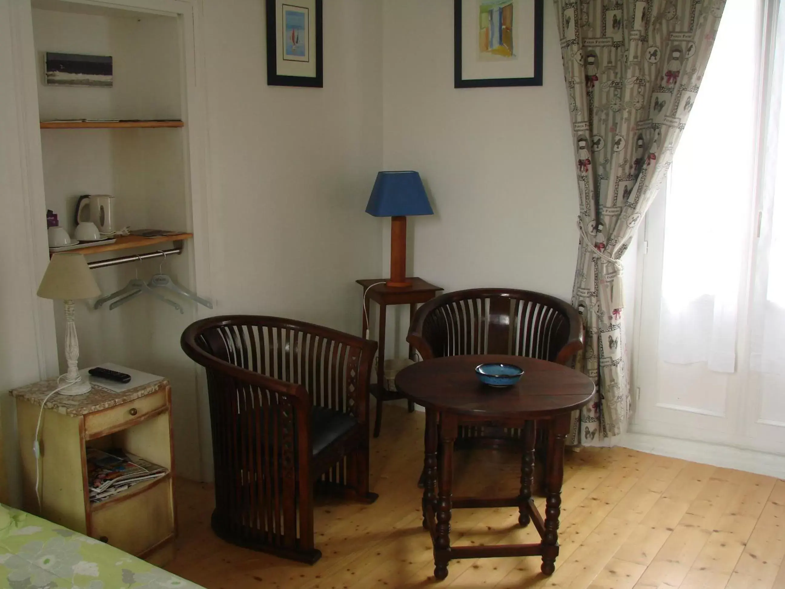 Seating Area in Chambres de Condate