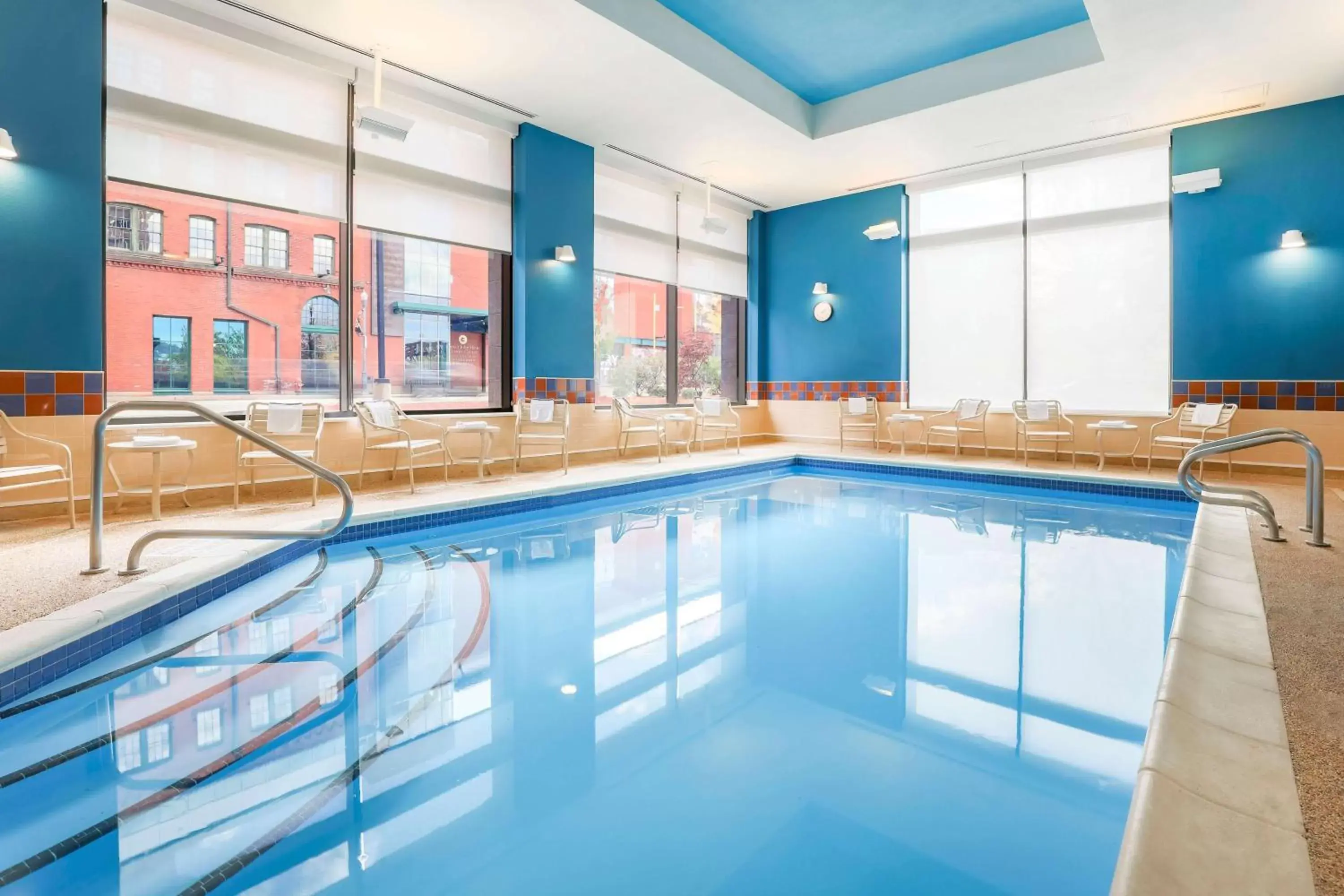 Pool view, Swimming Pool in Hampton Inn & Suites Pittsburgh Downtown