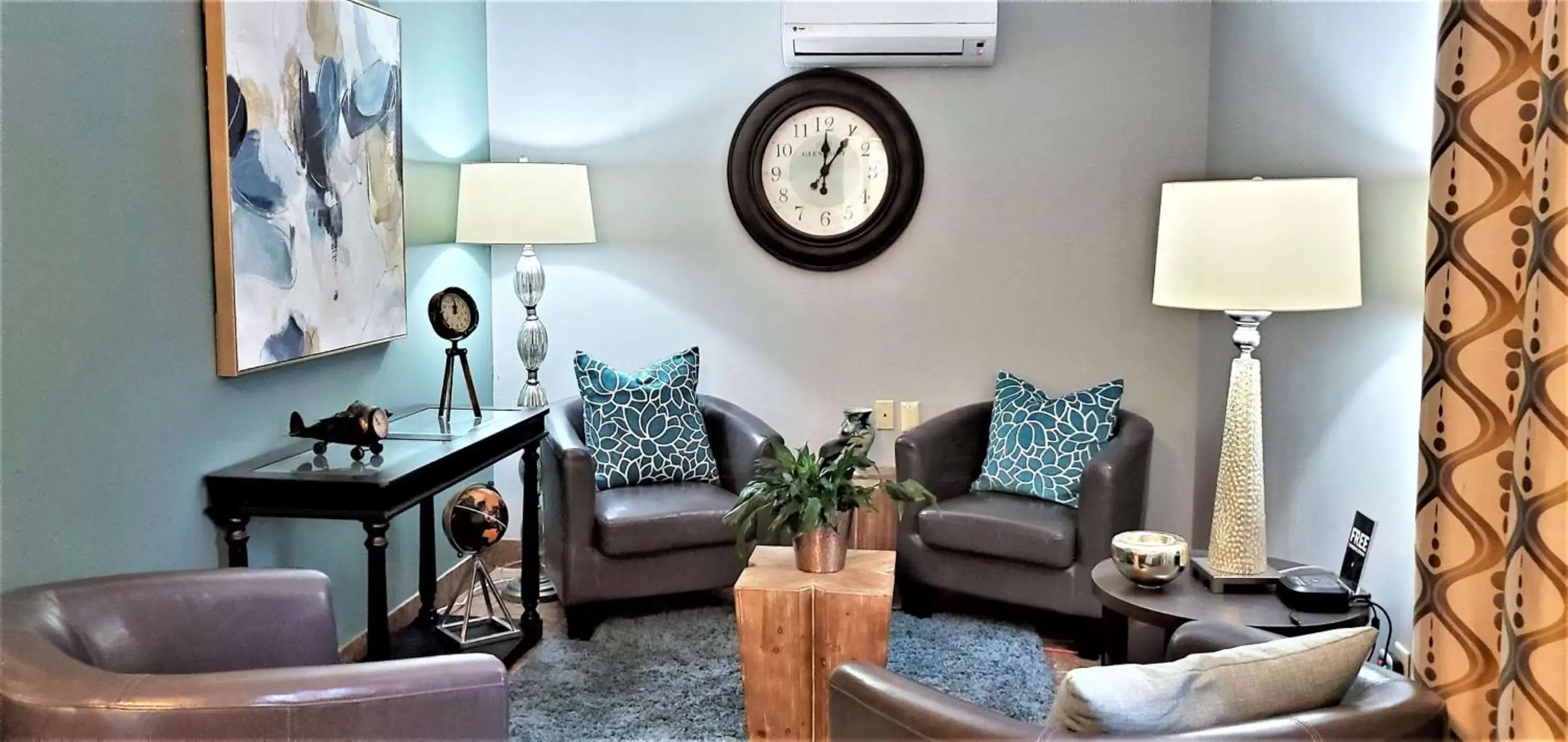 Lobby or reception in Sonesta Simply Suites Parsippany Morris Plains Lobby or reception in Sonesta Simply Suites Parsippany Morris Plains